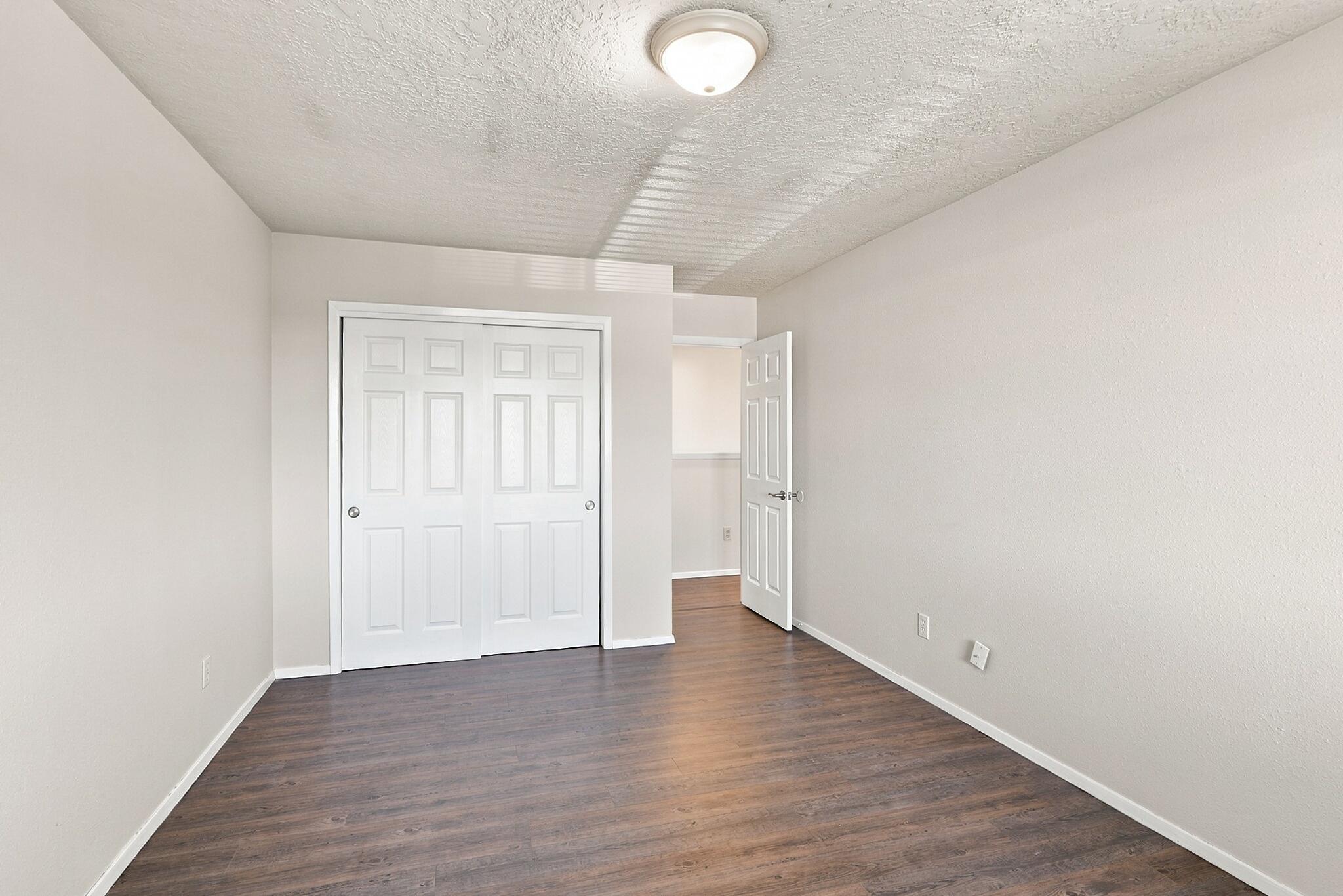 Photo 5 — 650 Paisano Street NE