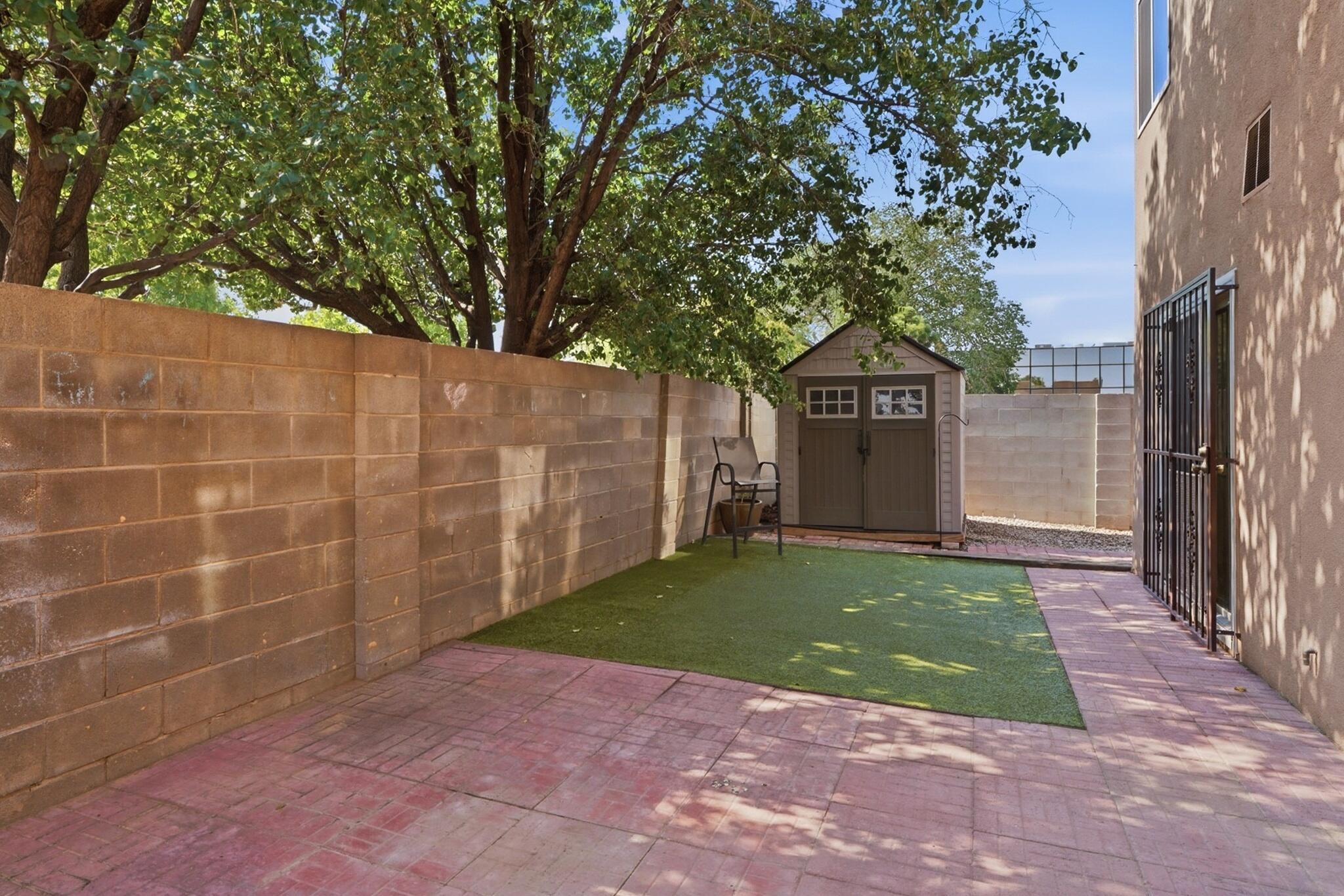 Photo 2 — 650 Paisano Street NE