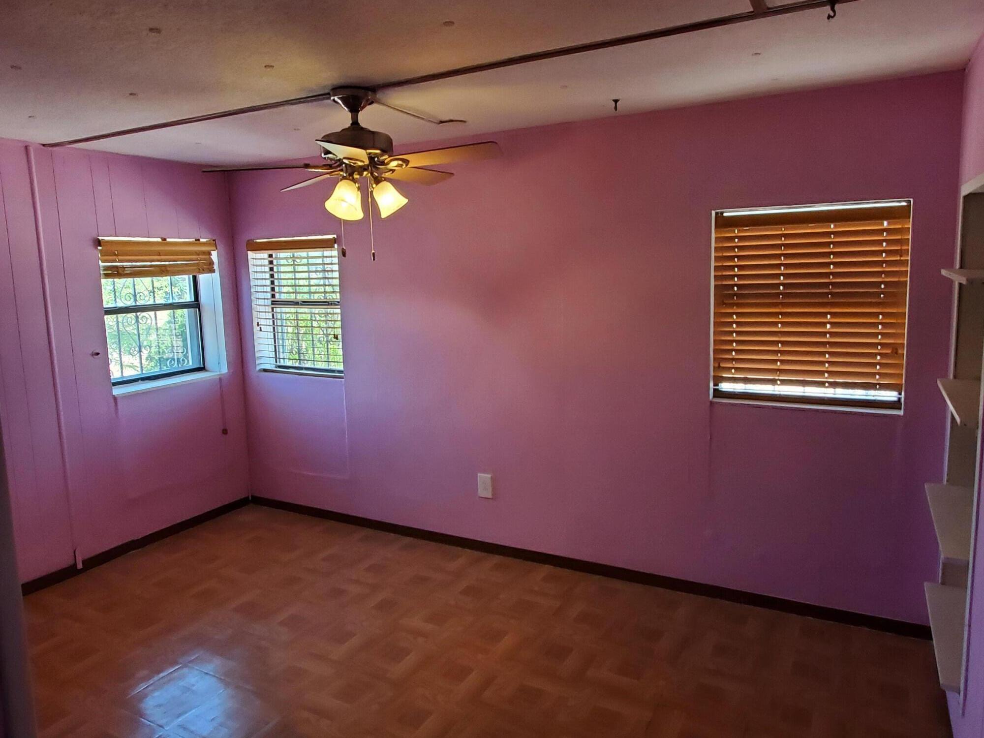 Photo 3 — 5127 Cerritos Avenue SW