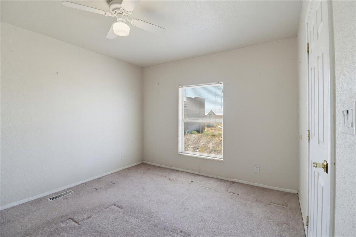Photo 18 — 250 B Anaya Road
