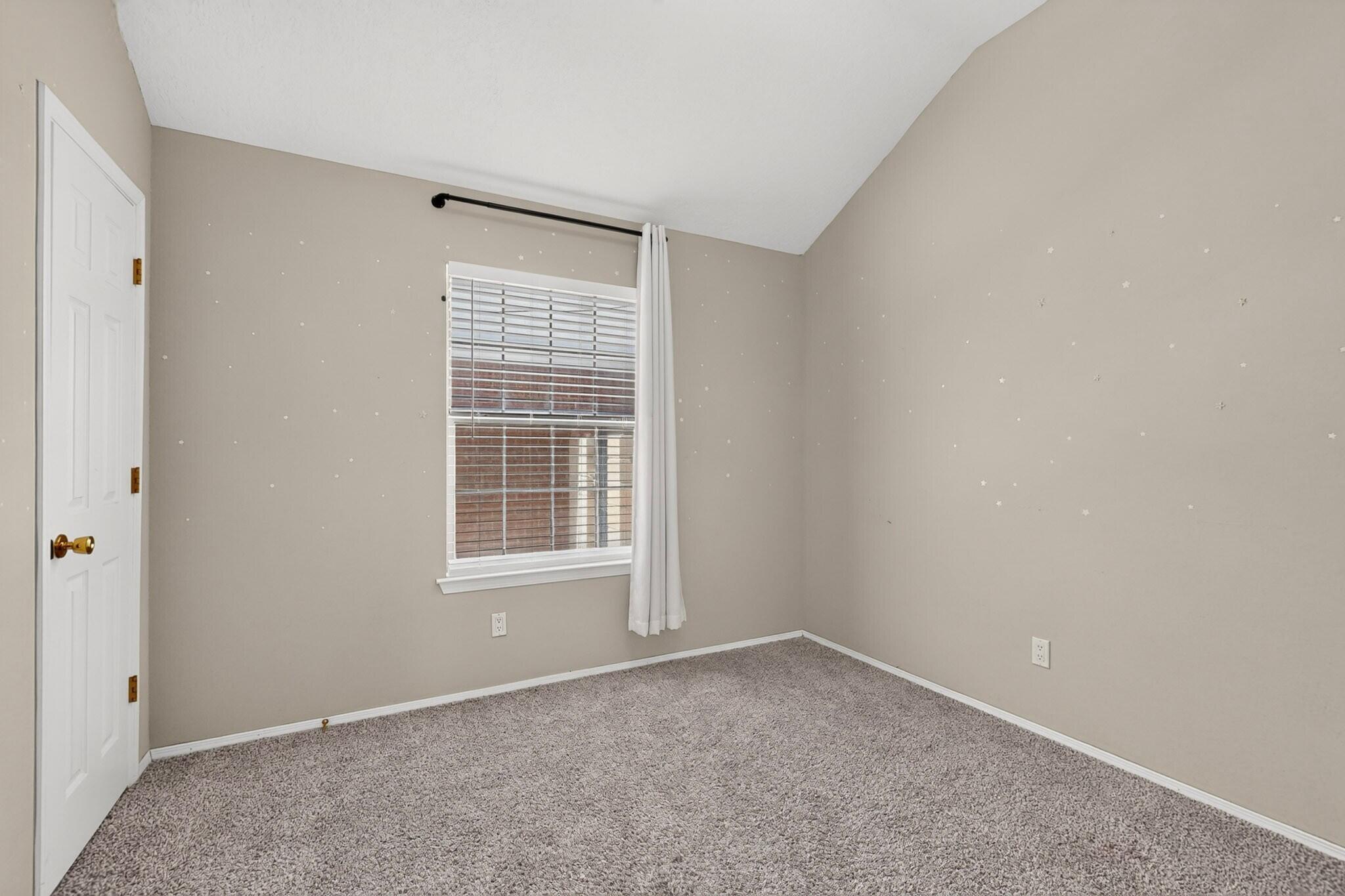 Photo 16 — 7557 Calyx Drive NW