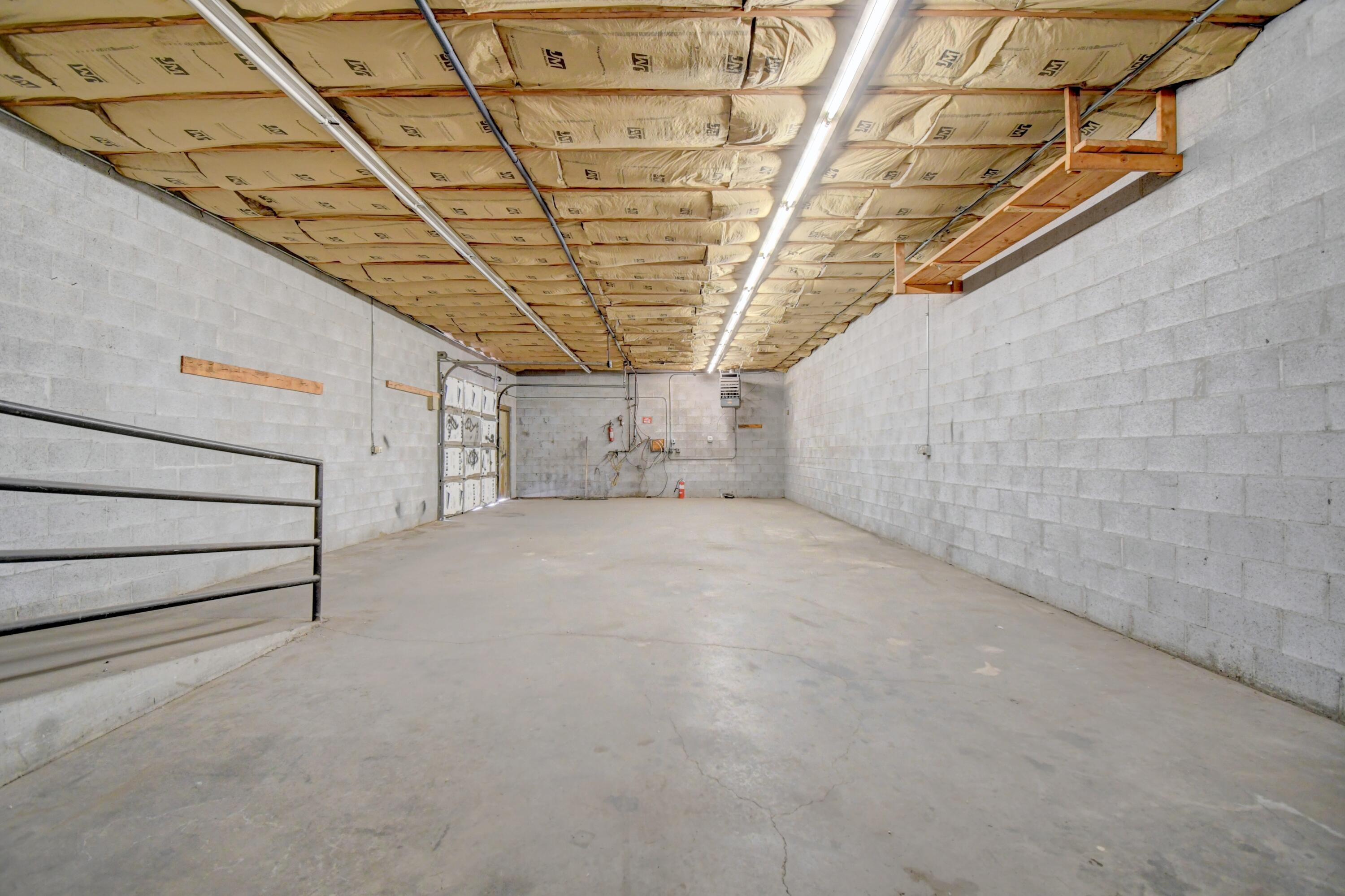 Photo 14 — 3115 Claremont Avenue NE