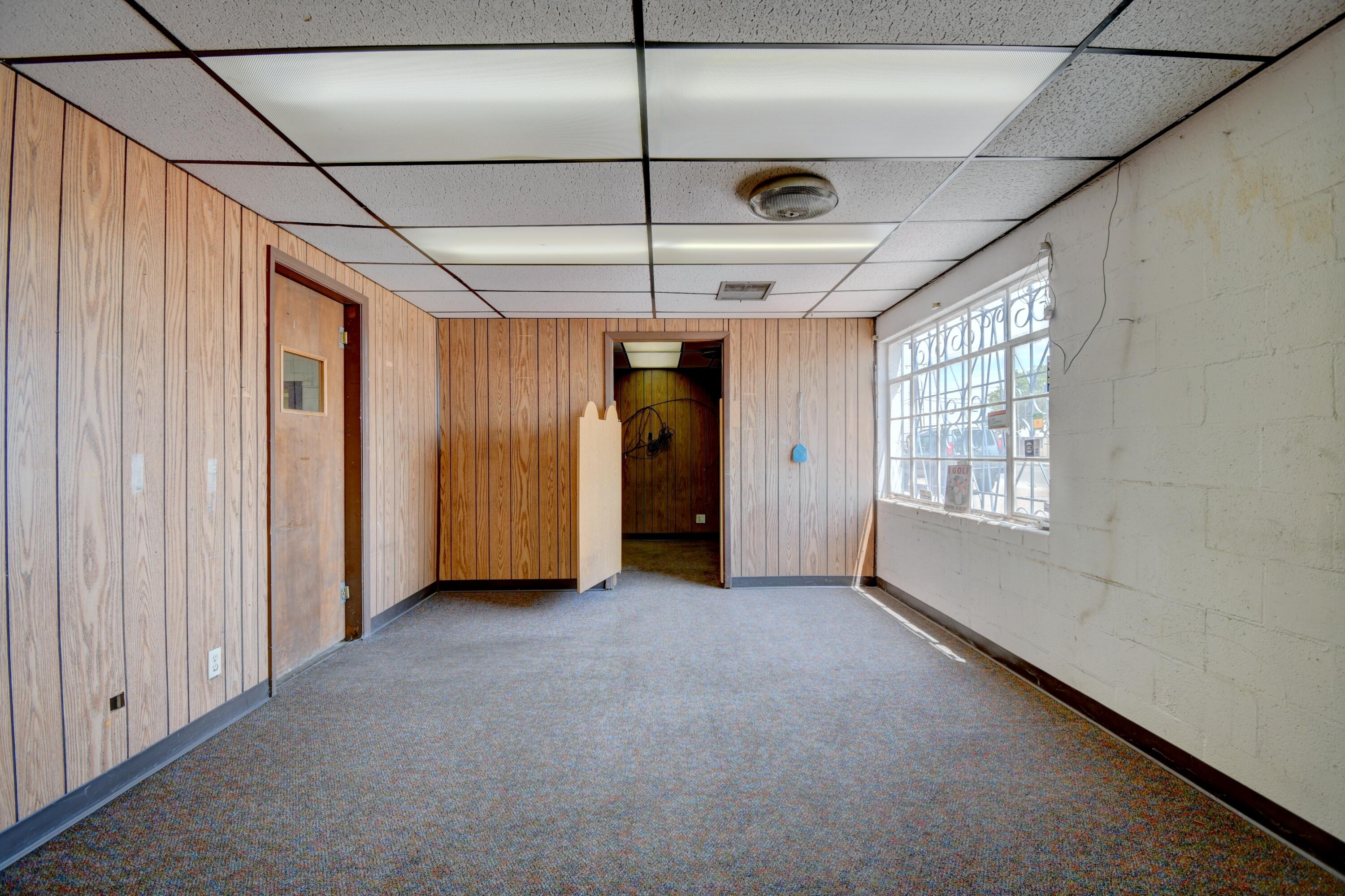 Photo 15 — 3115 Claremont Avenue NE