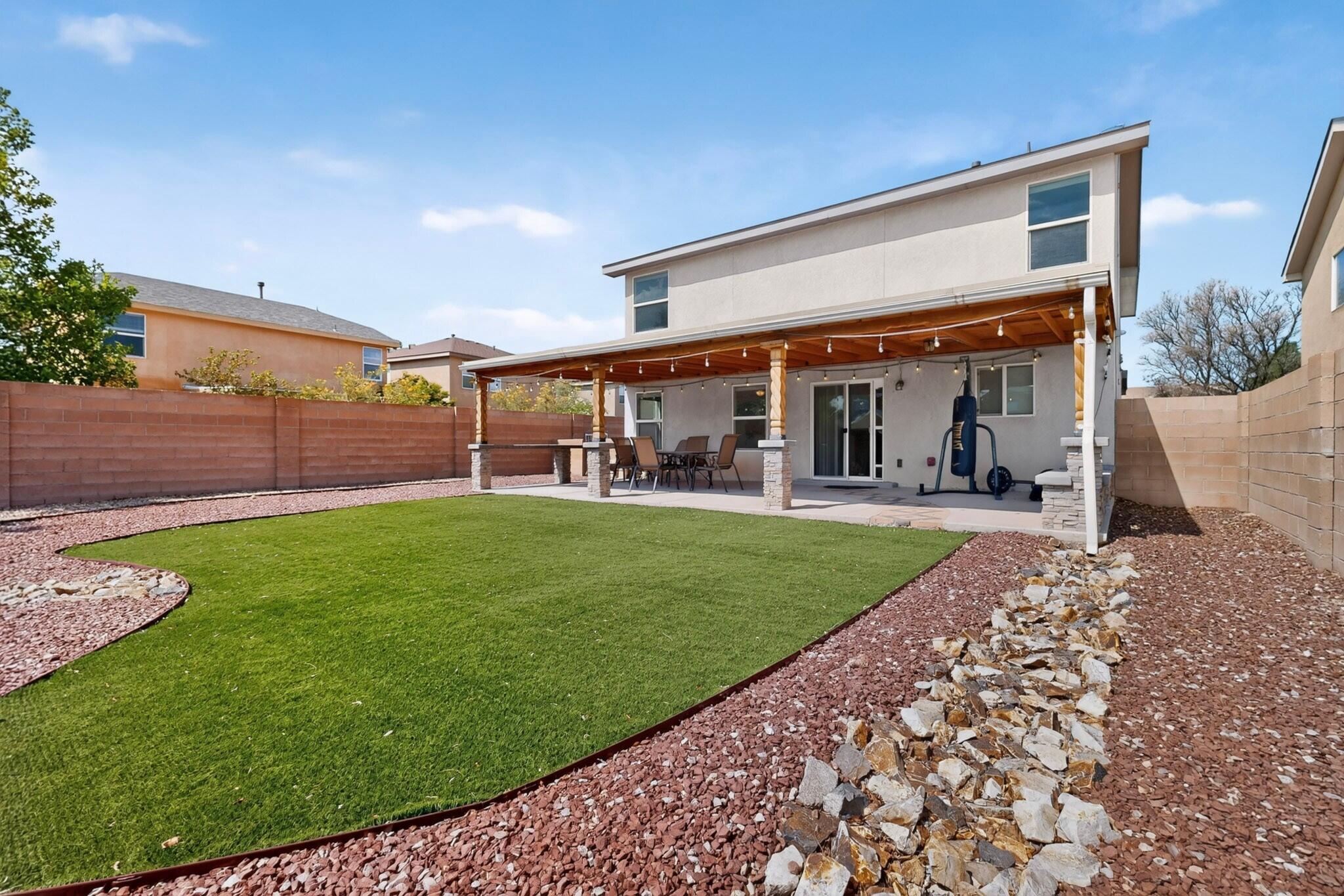 Photo 18 — 10324 Mosca Court NW