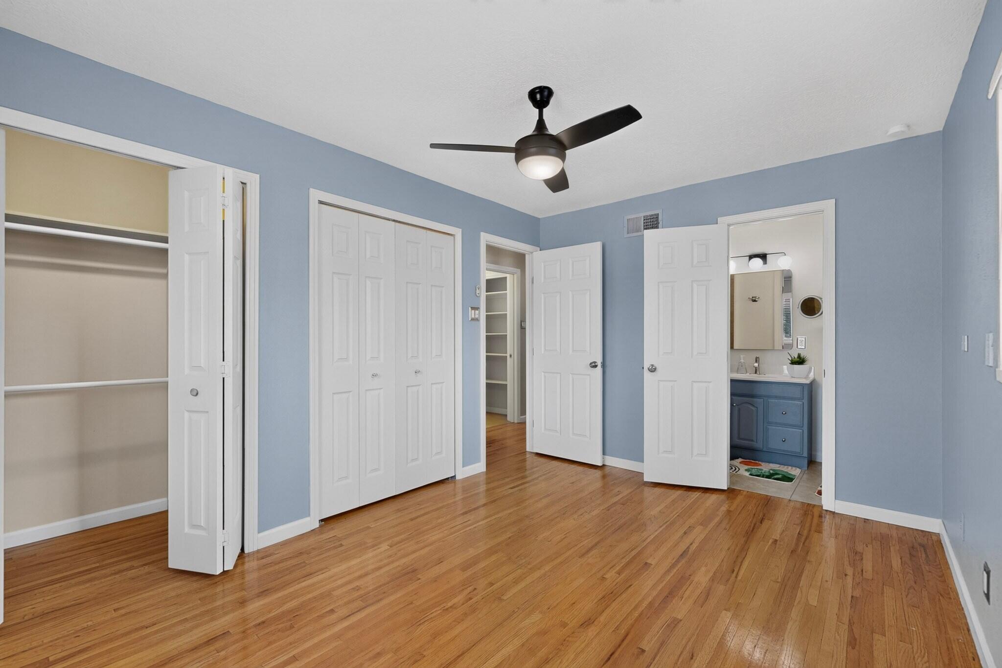 Photo 4 — 2709 Valencia Drive NE