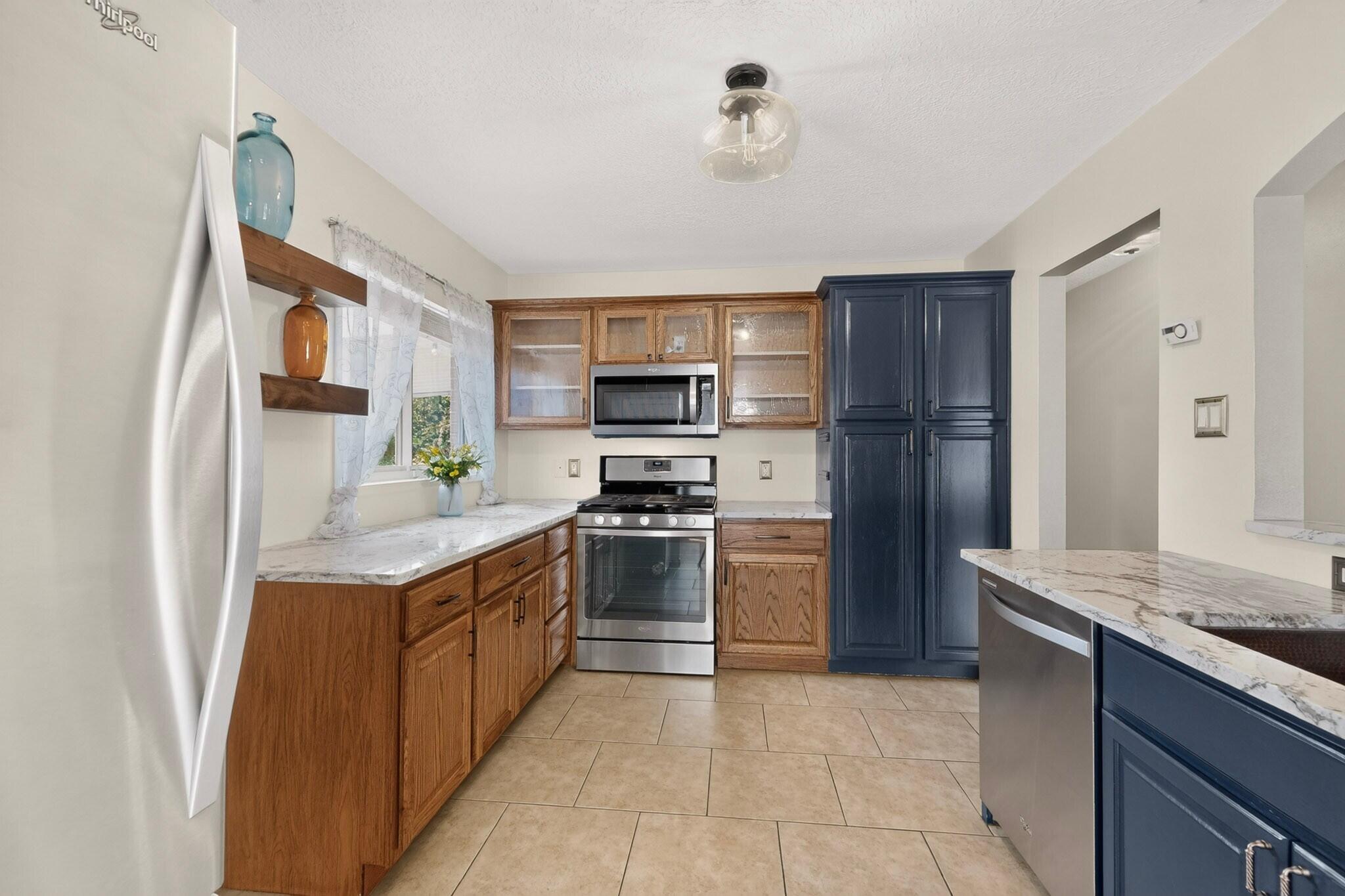 Photo 19 — 2709 Valencia Drive NE