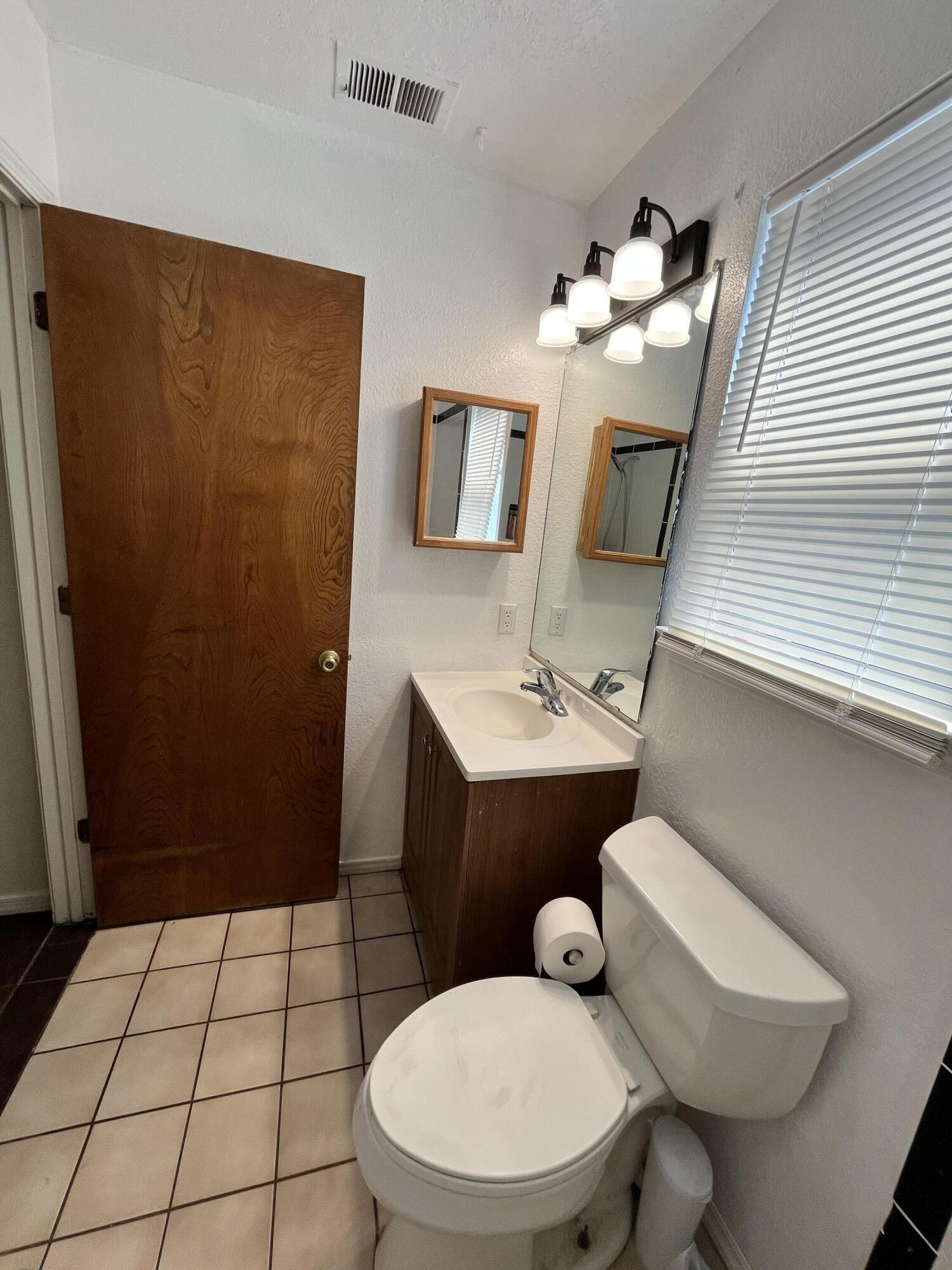 Photo 14 — 6642 Lamy Street NW