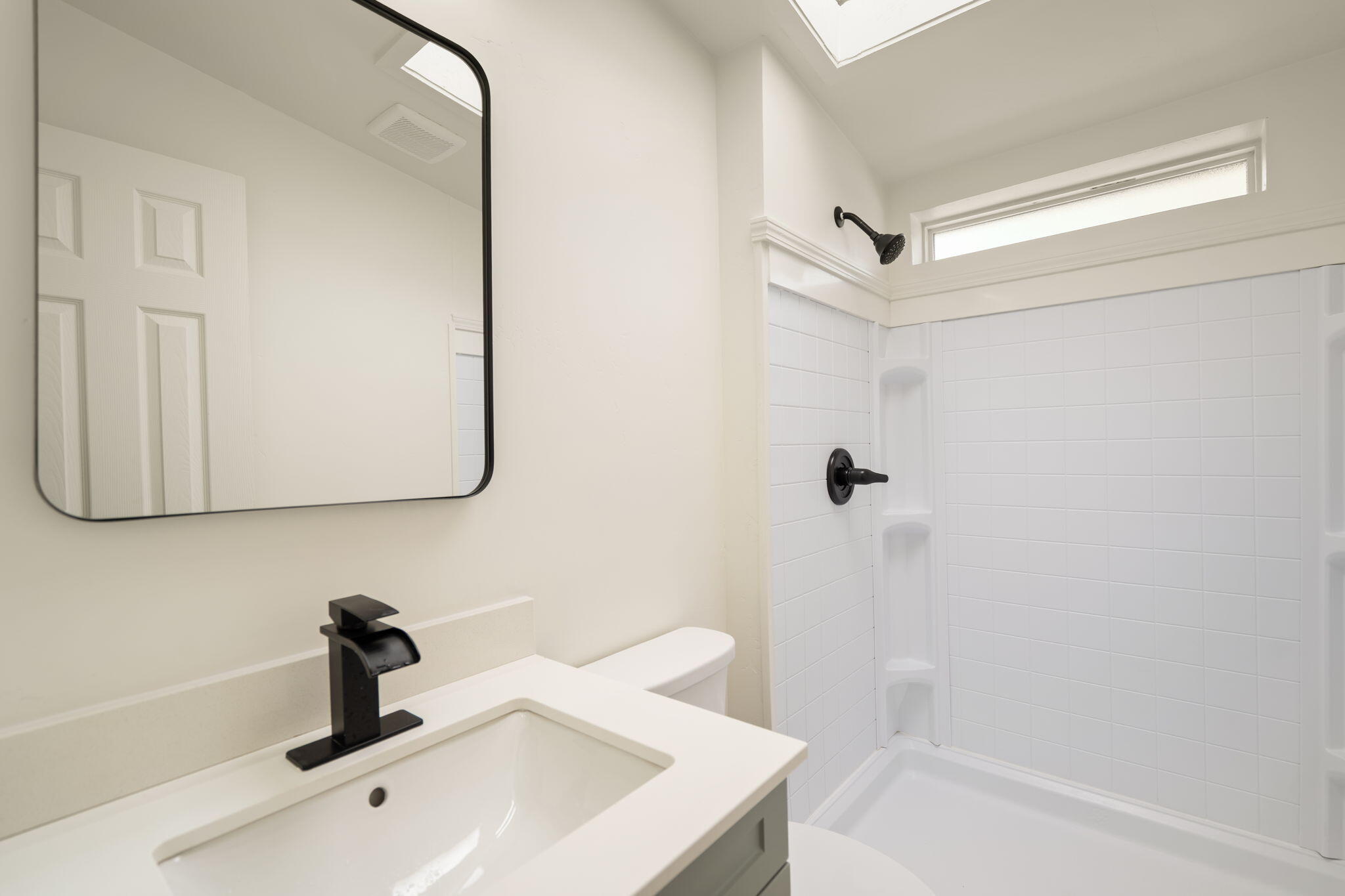 Photo 11 — 409 2nd Street SW