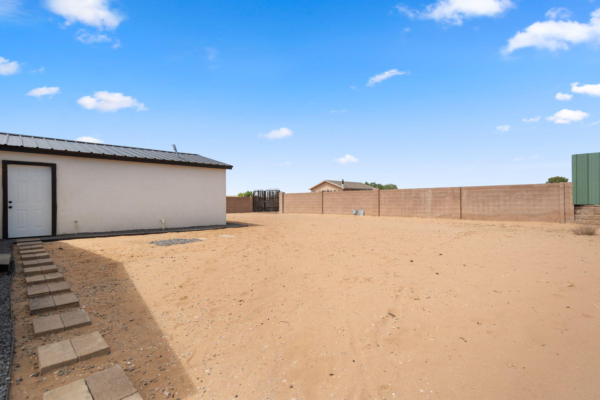 Photo 7 — 409 2nd Street SW