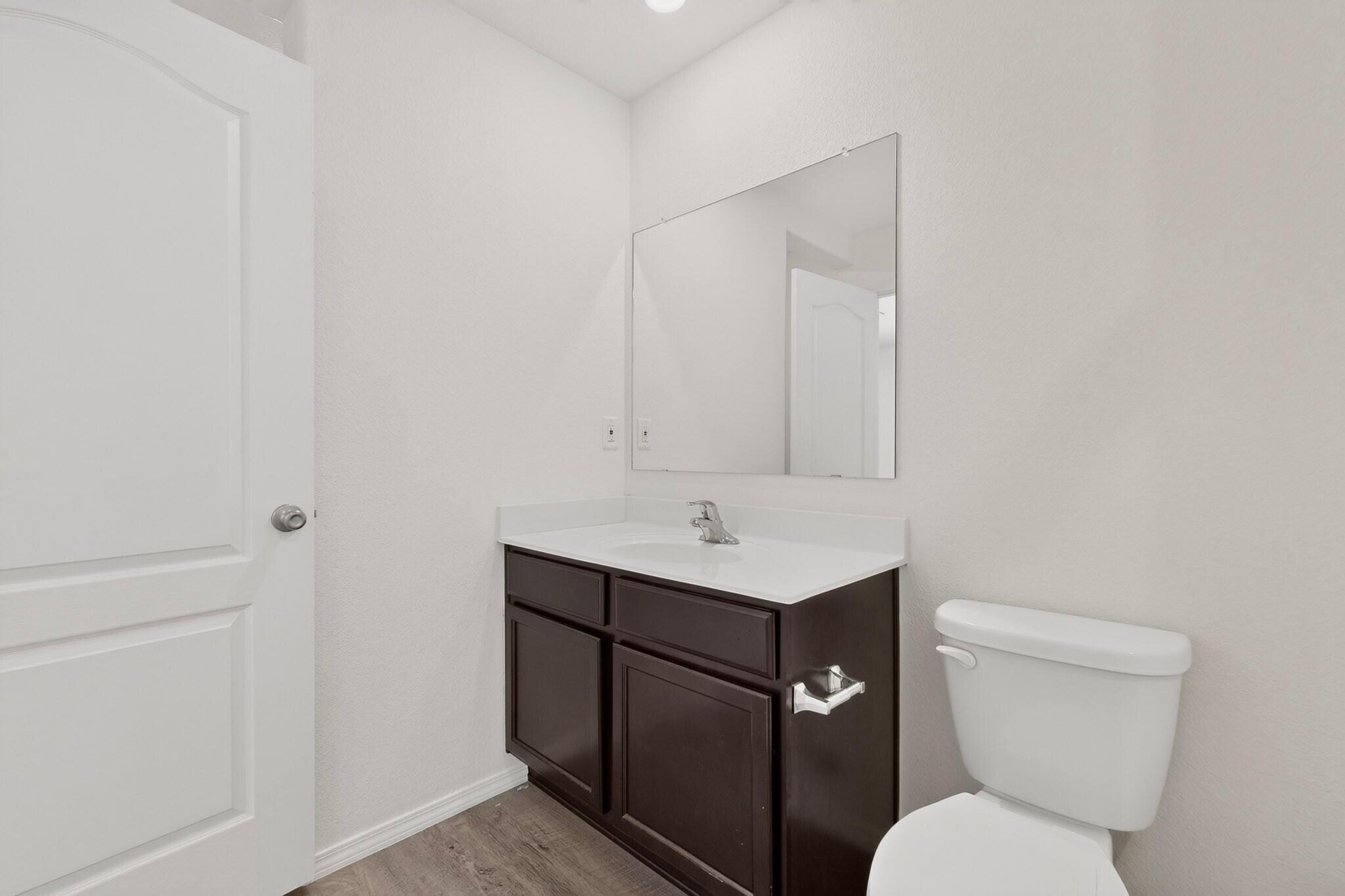 Photo 19 — 2410 Desi Loop