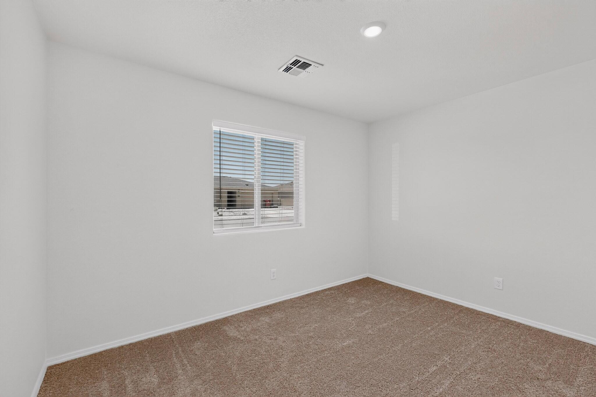 Photo 12 — 2410 Desi Loop