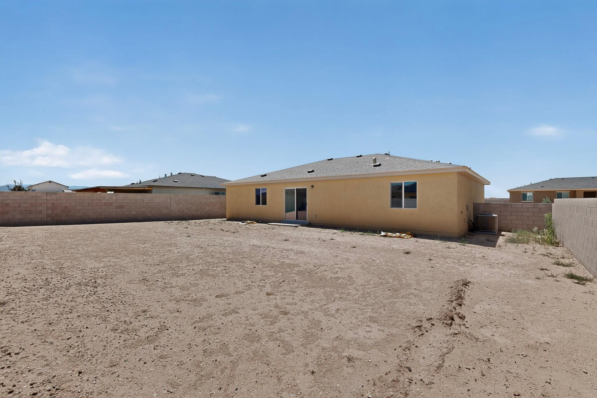 Photo 6 — 2410 Desi Loop