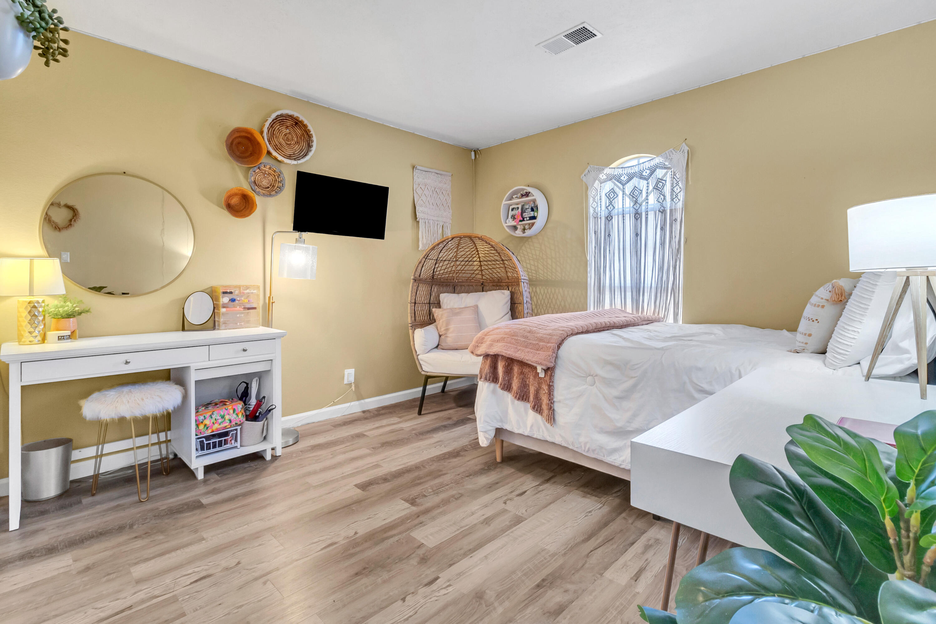 Photo 17 — 10908 Kielich Avenue NE
