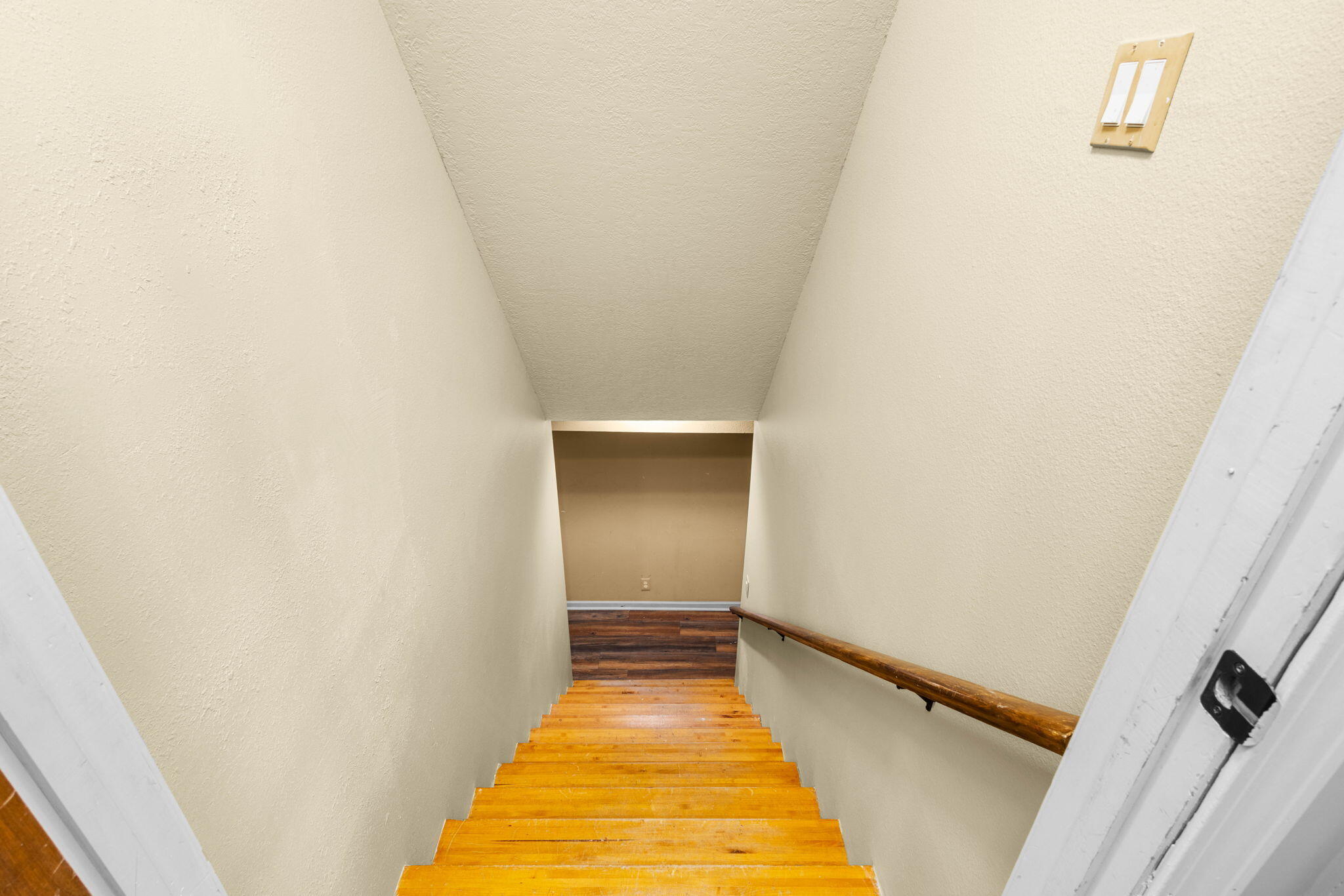 Photo 20 — 622 Palmer Lane