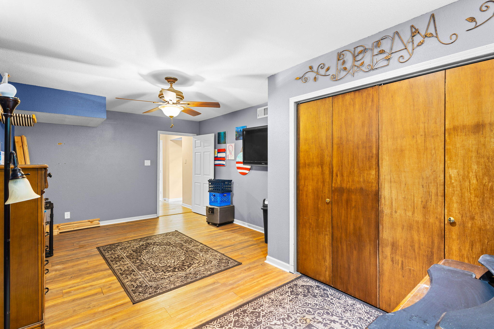 Photo 8 — 622 Palmer Lane