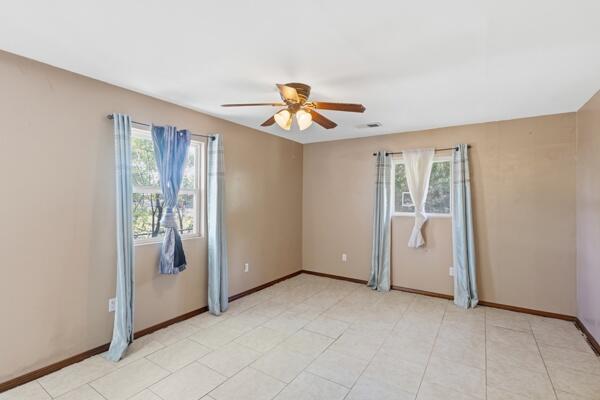 Photo 4 — 820 Monte Vista Road NE