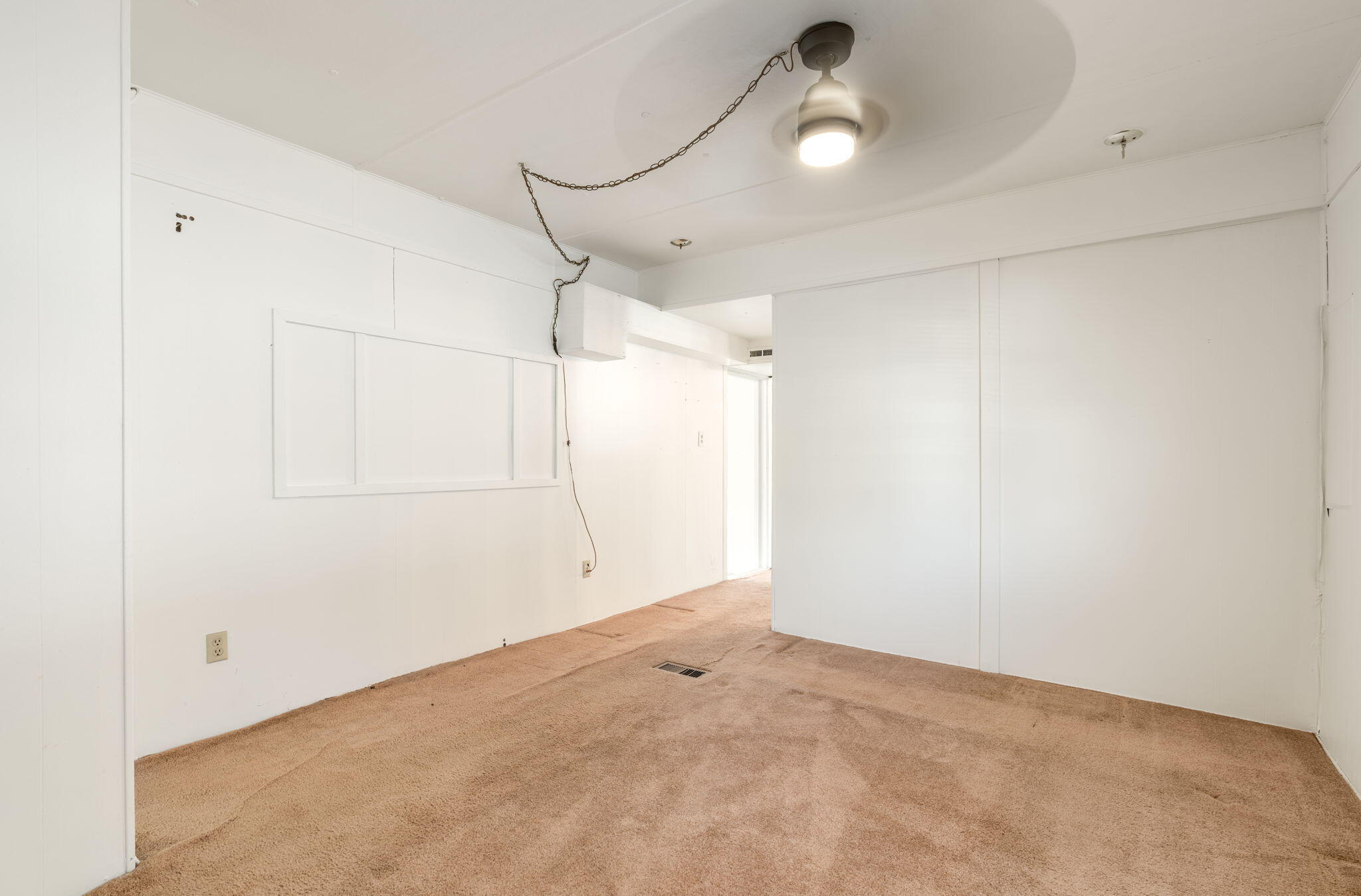 Photo 19 — 6304 Karlson Drive NE