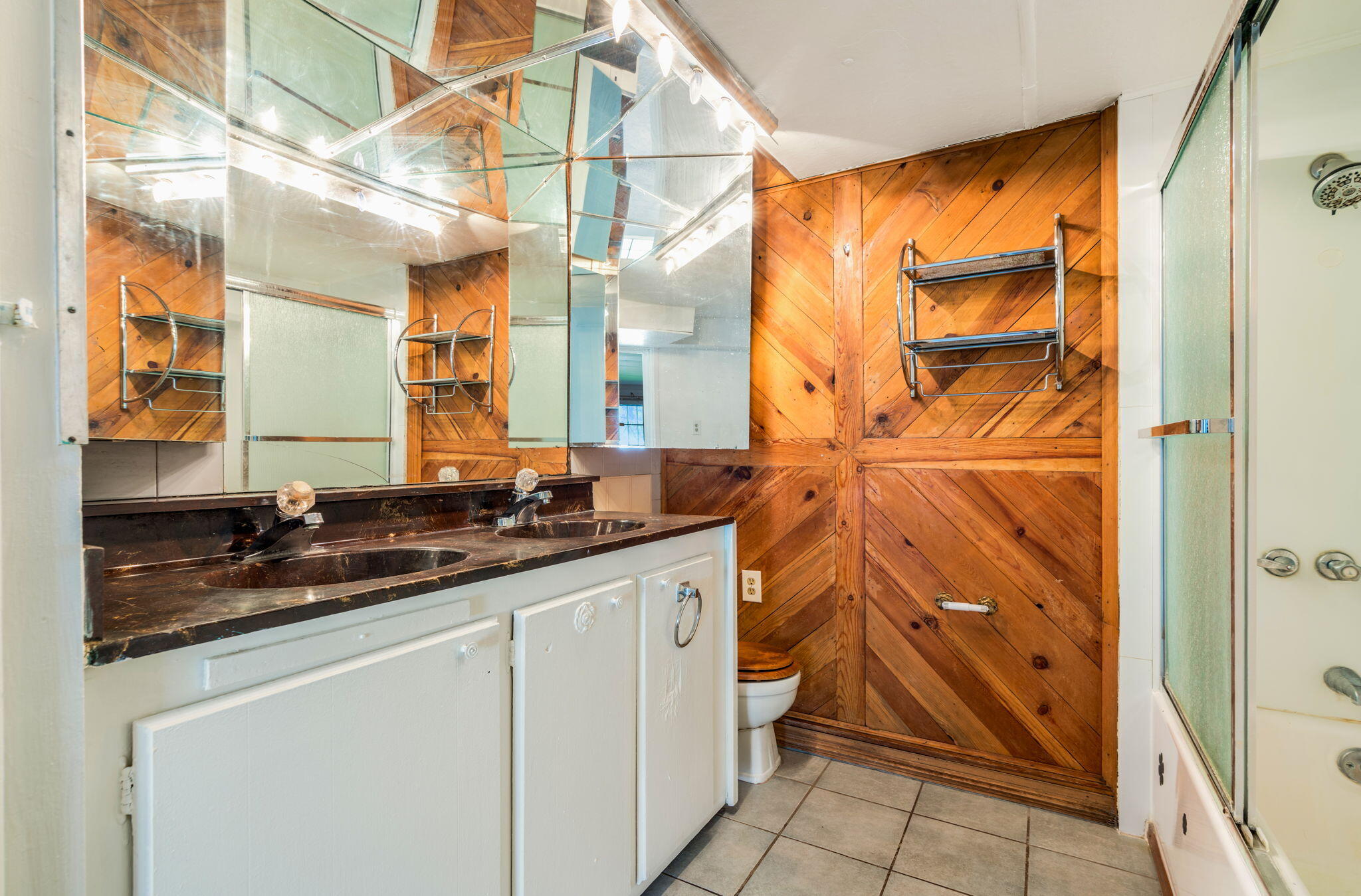 Photo 20 — 6304 Karlson Drive NE