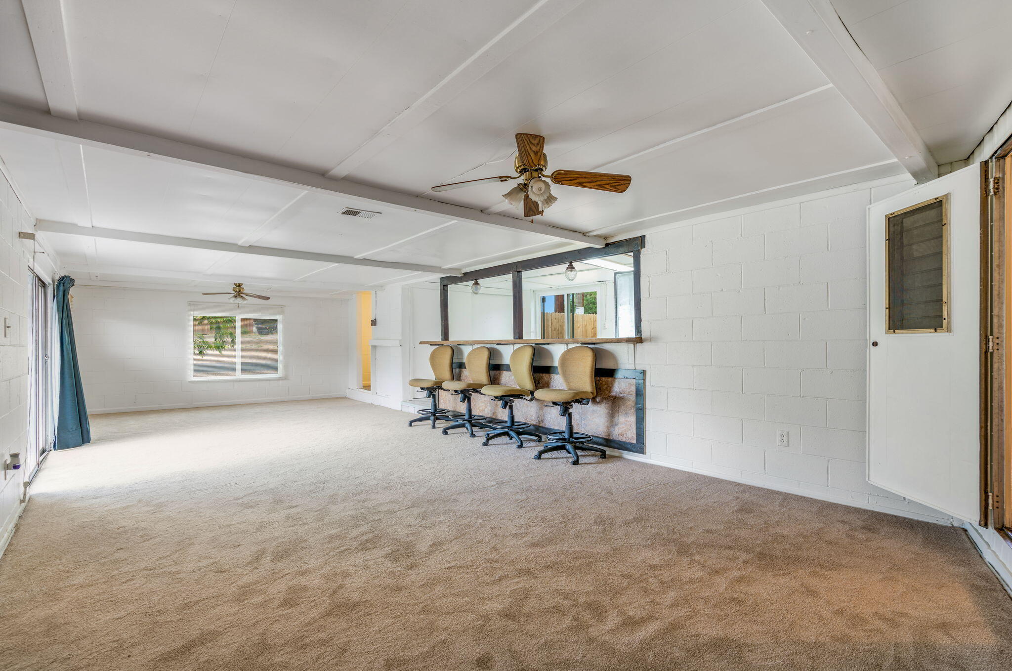 Photo 6 — 6304 Karlson Drive NE