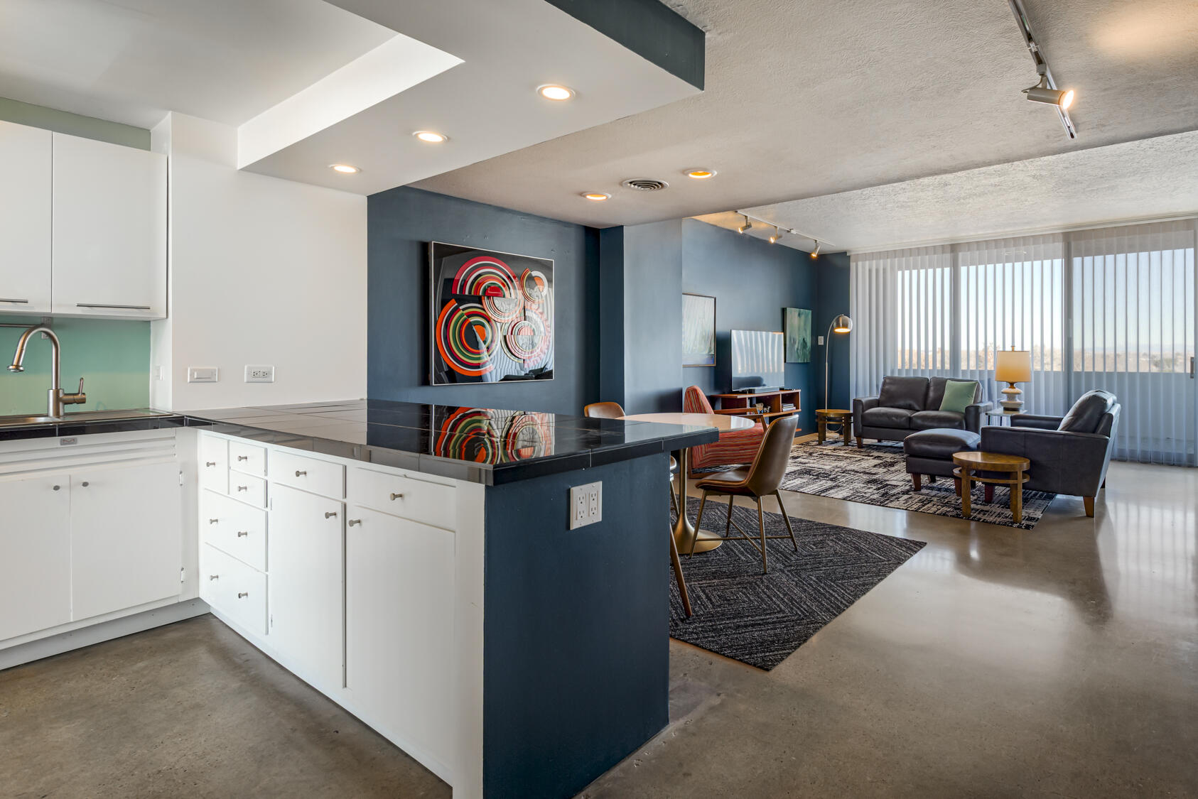 600 Alcalde Place SW 6A, Albuquerque, NM 87104