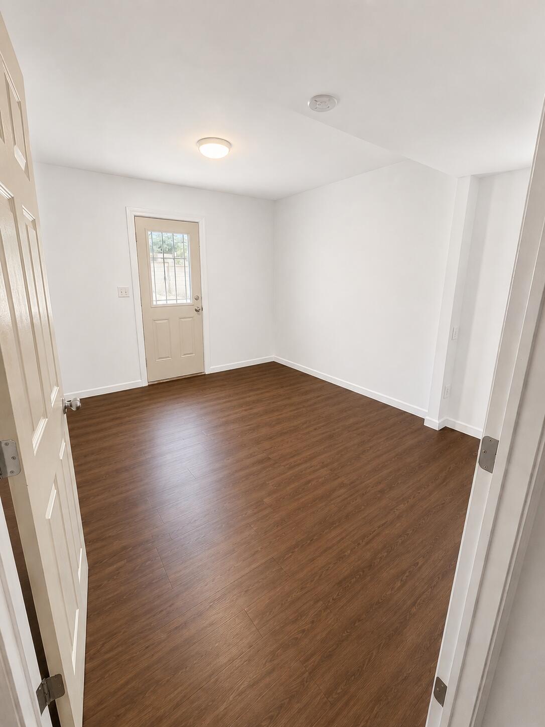 Photo 2 — 2442 Valencia Drive NE