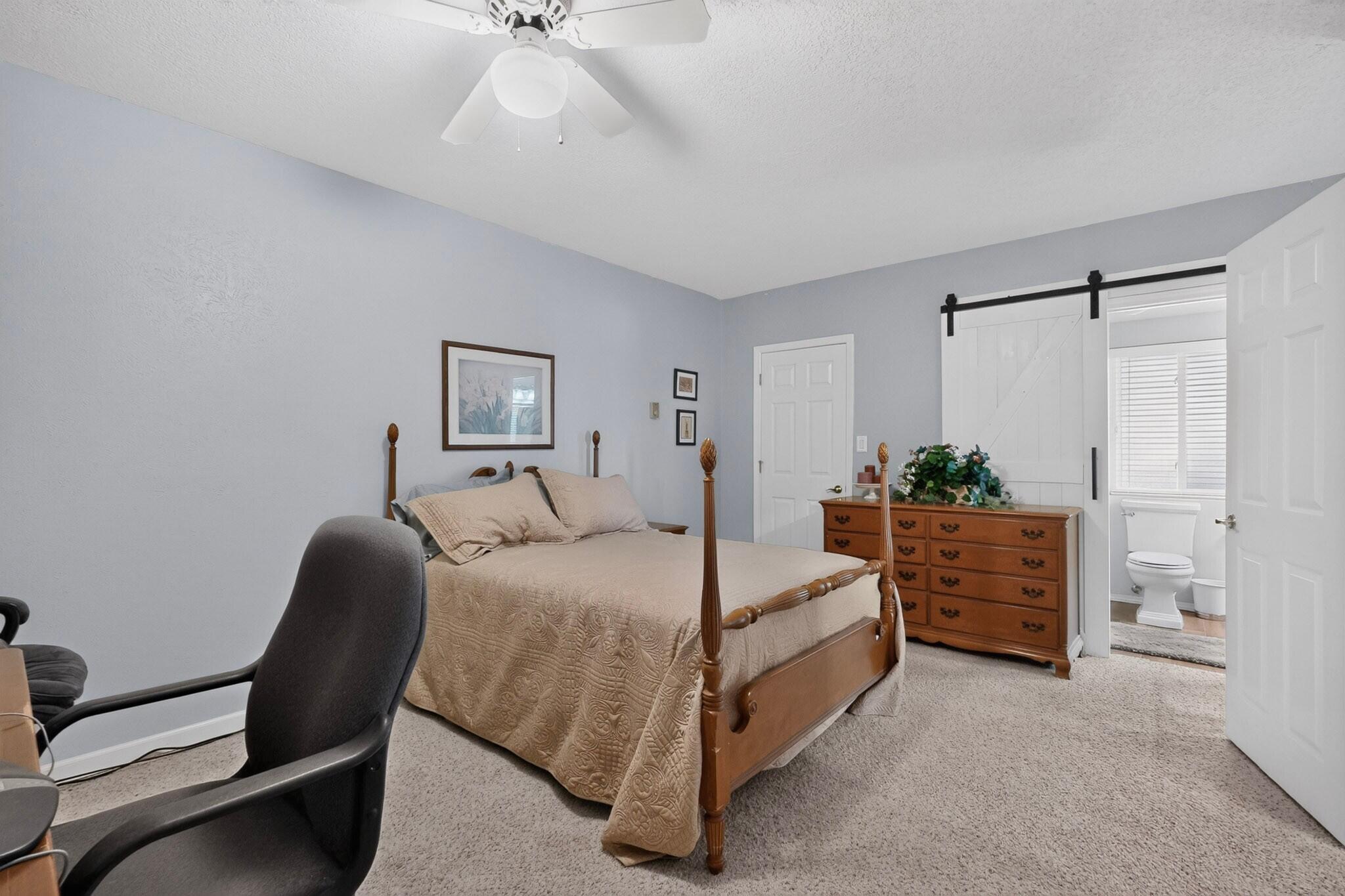 Photo 5 — 1612 Coplen Drive SW