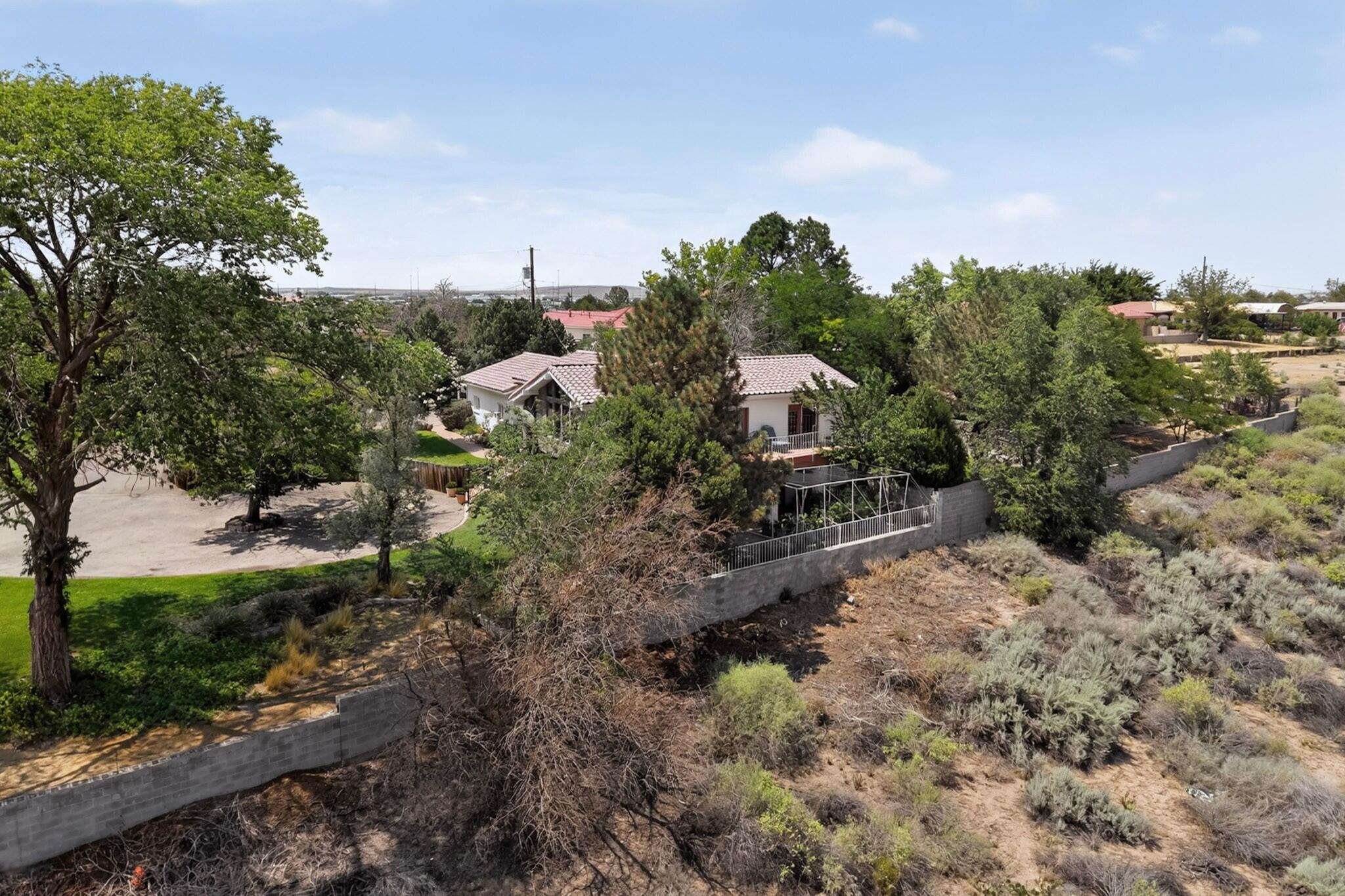 Photo 14 — 1612 Coplen Drive SW