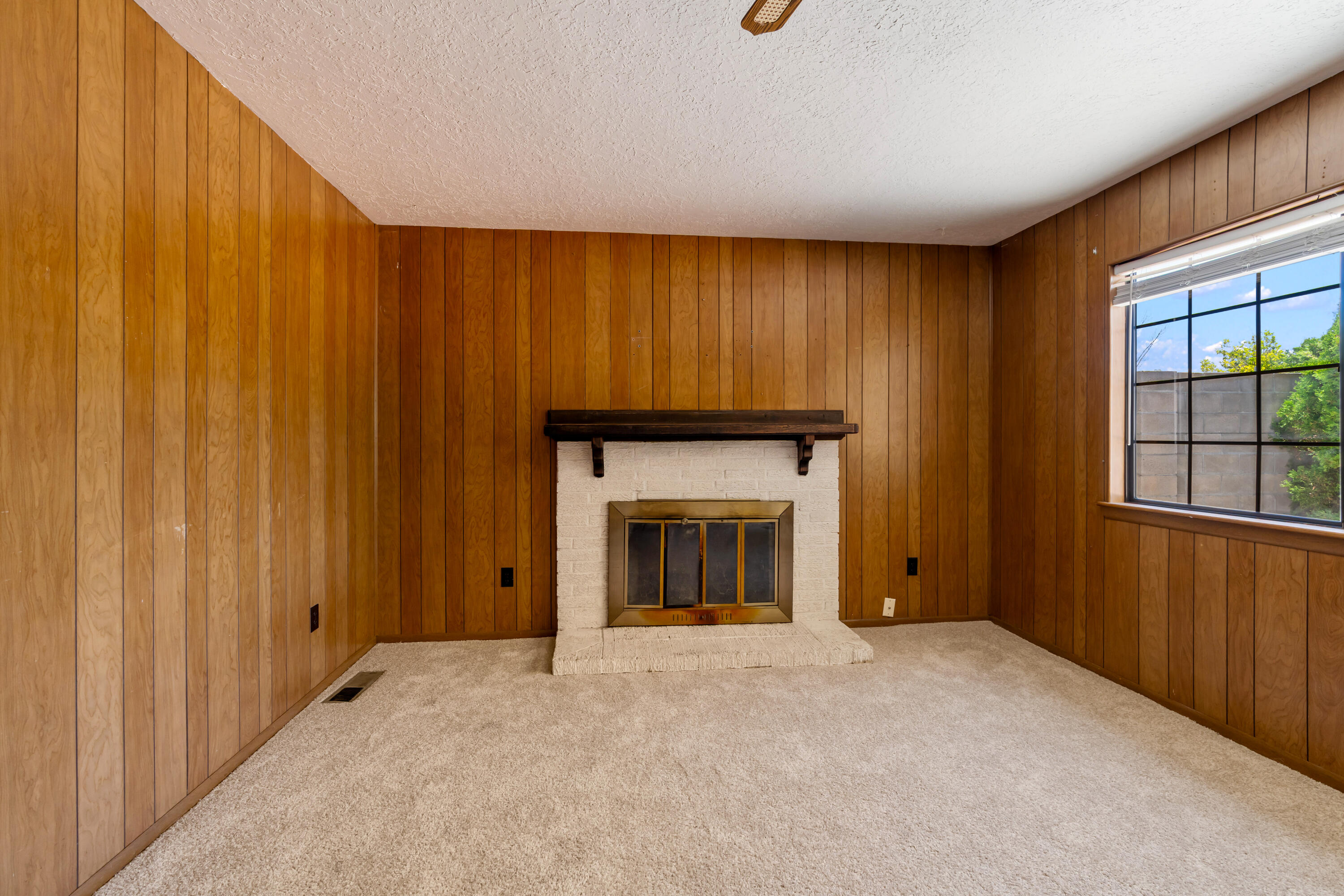 Photo 19 — 7108 Coulson Drive NE