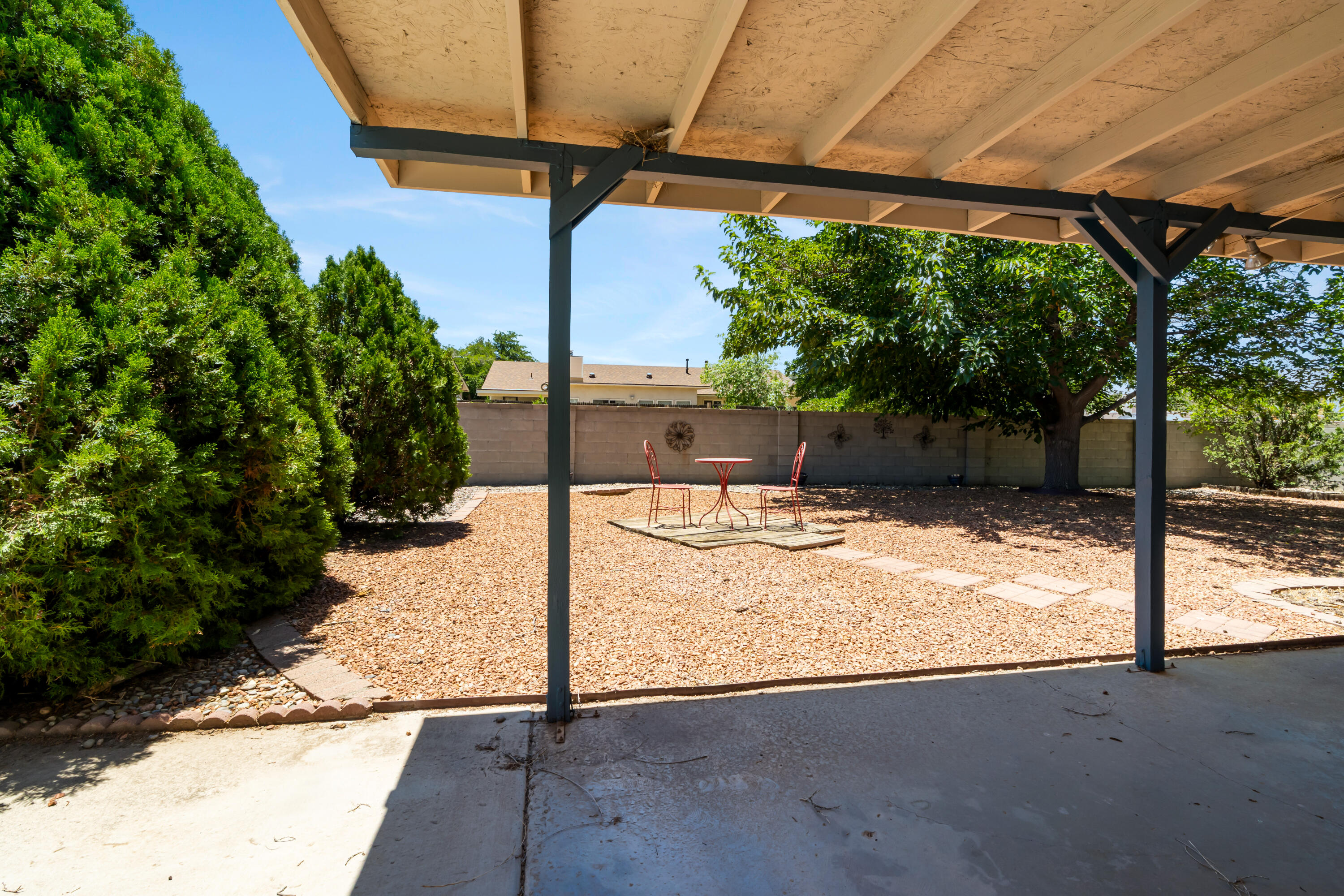 Photo 5 — 7108 Coulson Drive NE