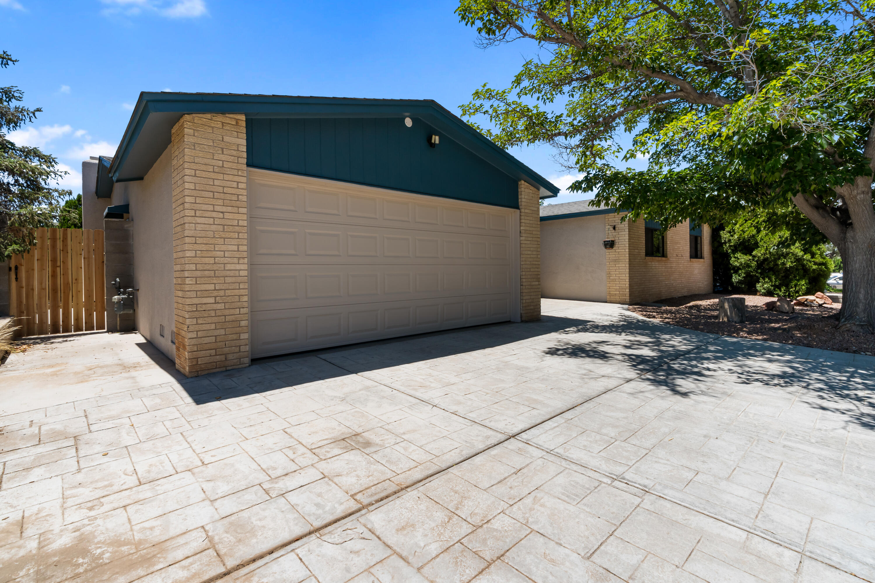 Photo 9 — 7108 Coulson Drive NE