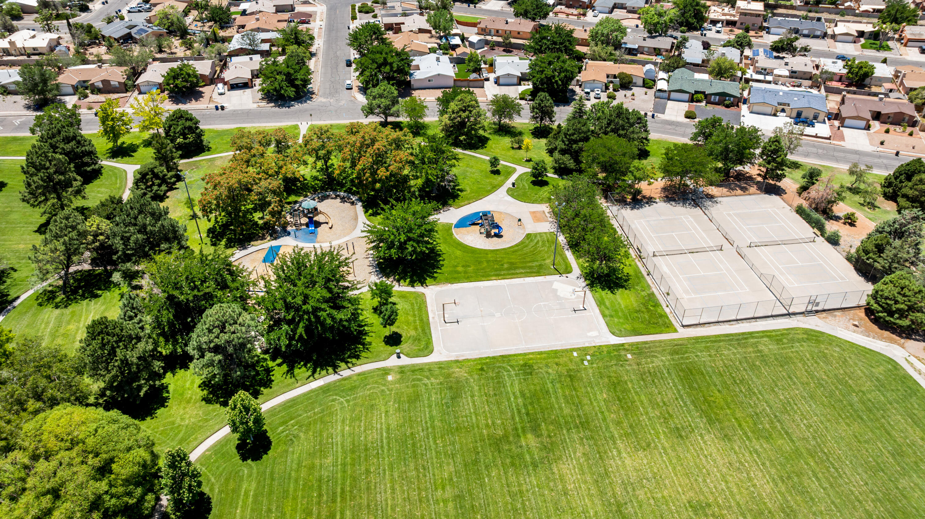 Photo 10 — 7108 Coulson Drive NE