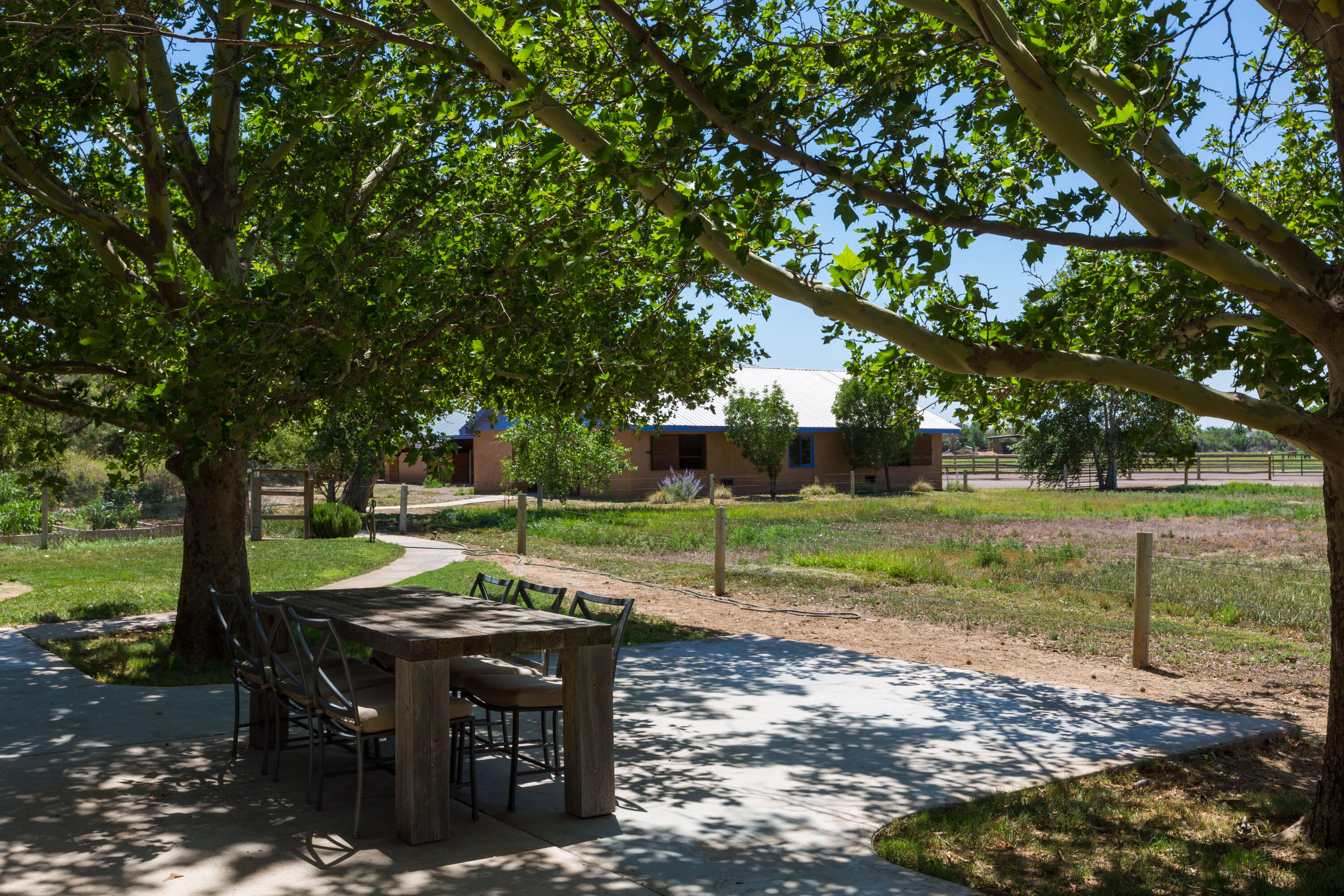 742 NM 408 Pembroke Farm, Polvadera, NM 87828