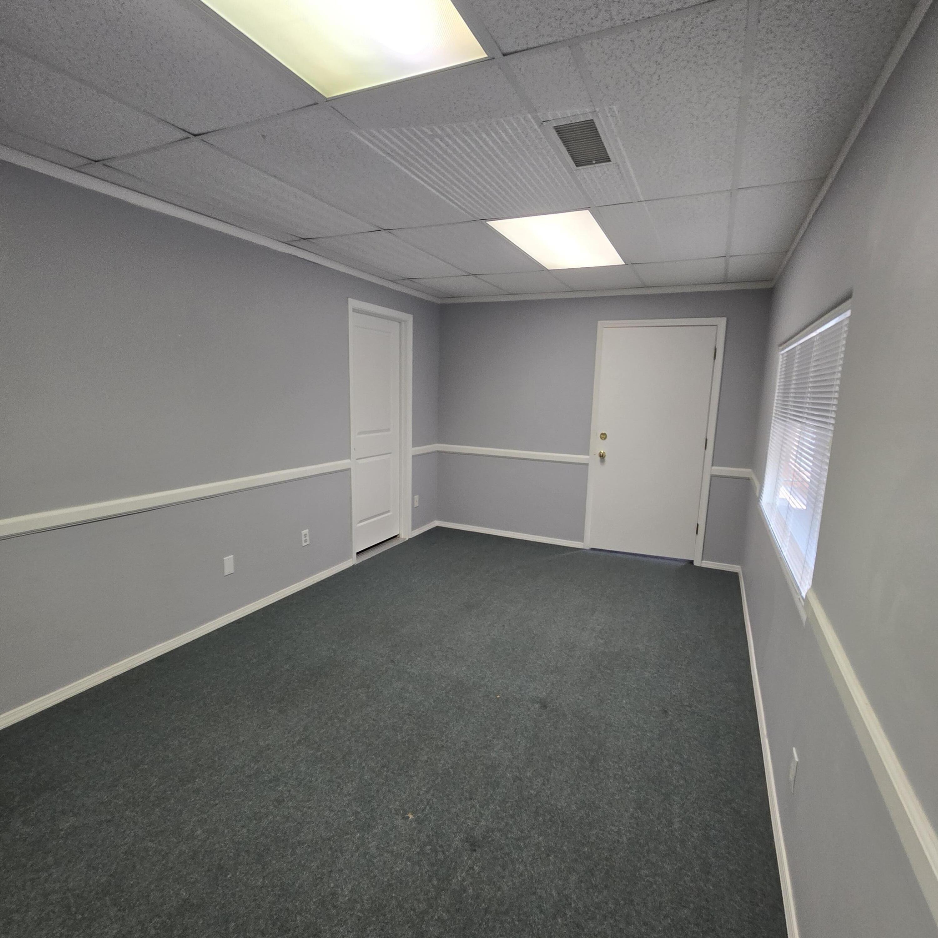Photo 5 — 6300 Montano Road NW F-1