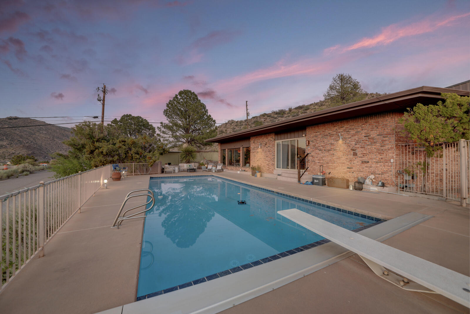 Photo 20 — 1100 Warm Sands Drive SE