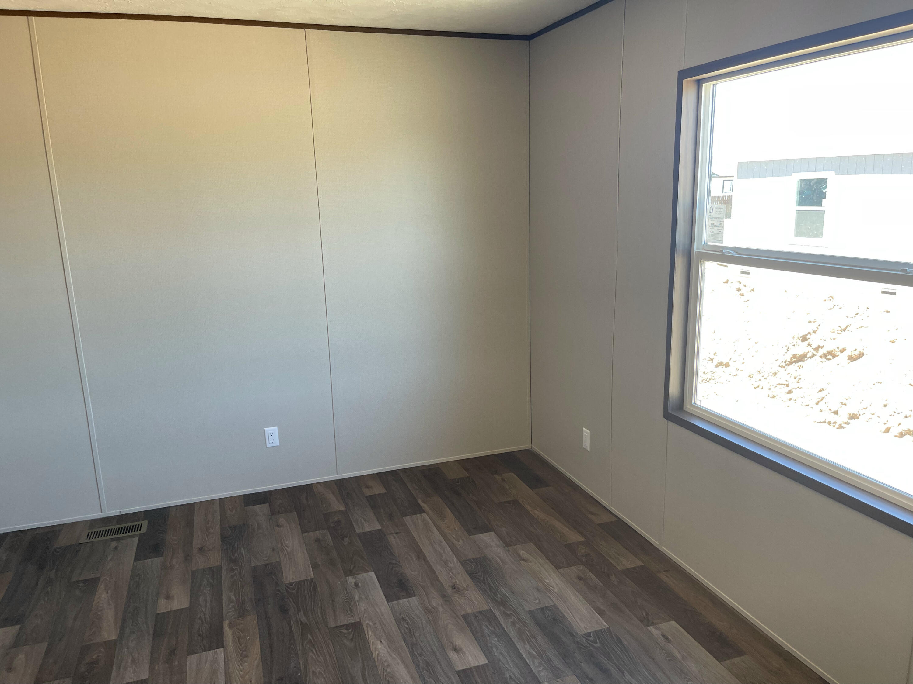 Photo 10 — 805 Maple Avenue