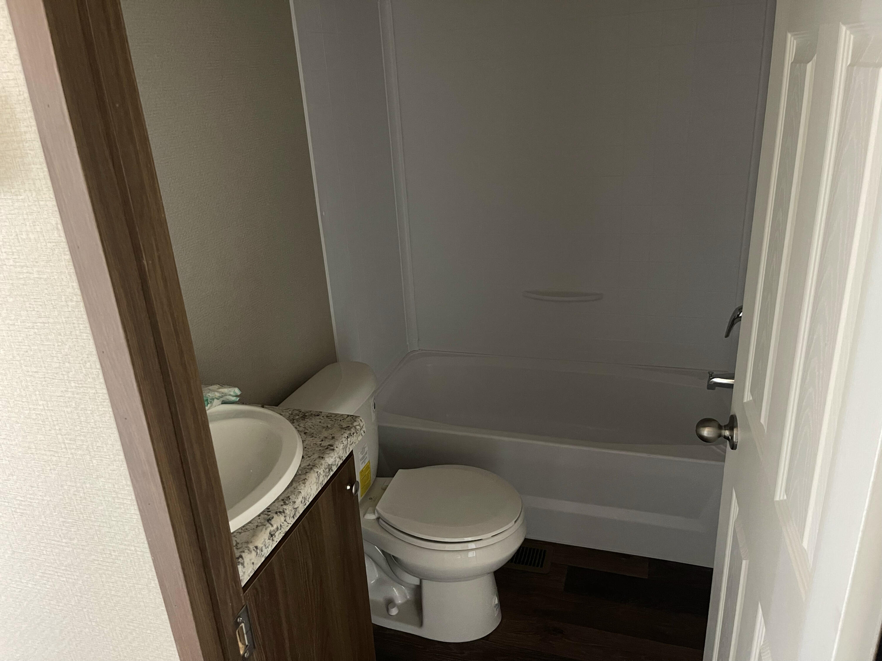 Photo 15 — 805 Maple Avenue