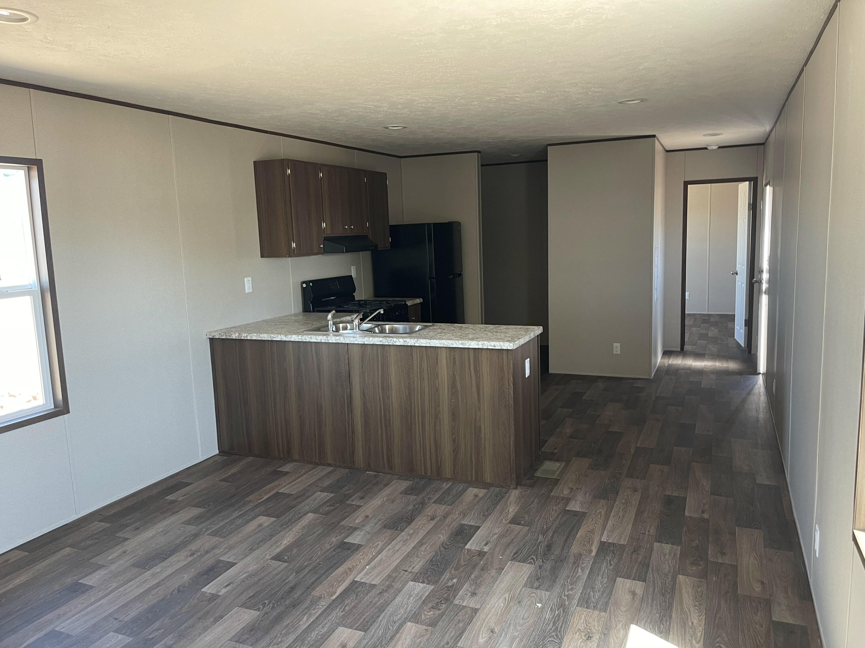Photo 7 — 805 Maple Avenue