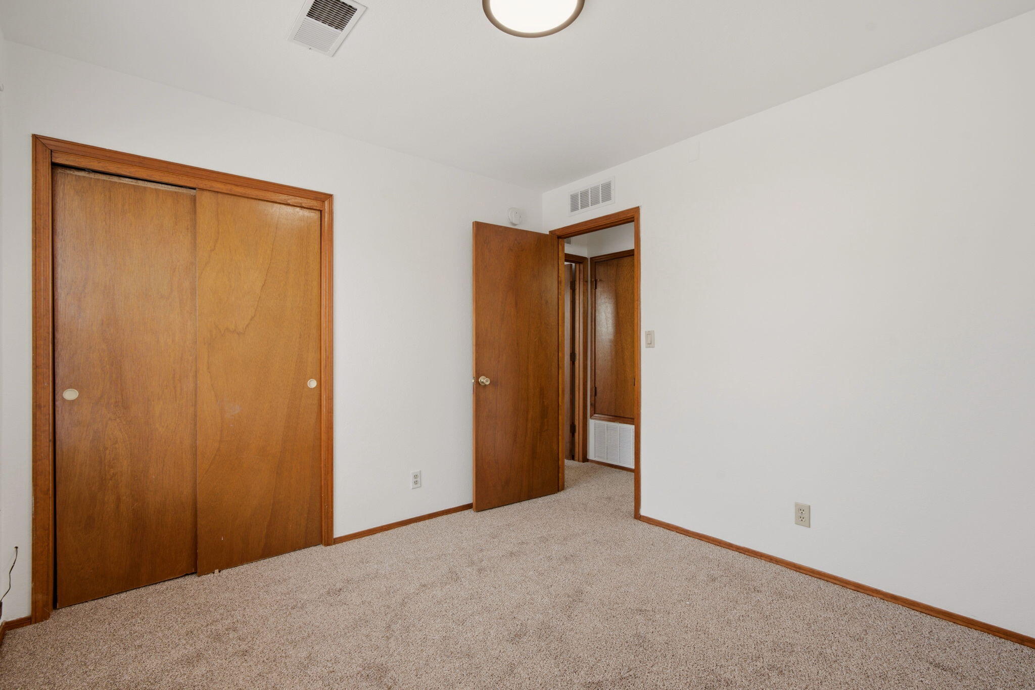 Photo 11 — 7708 Pinewood Drive NW