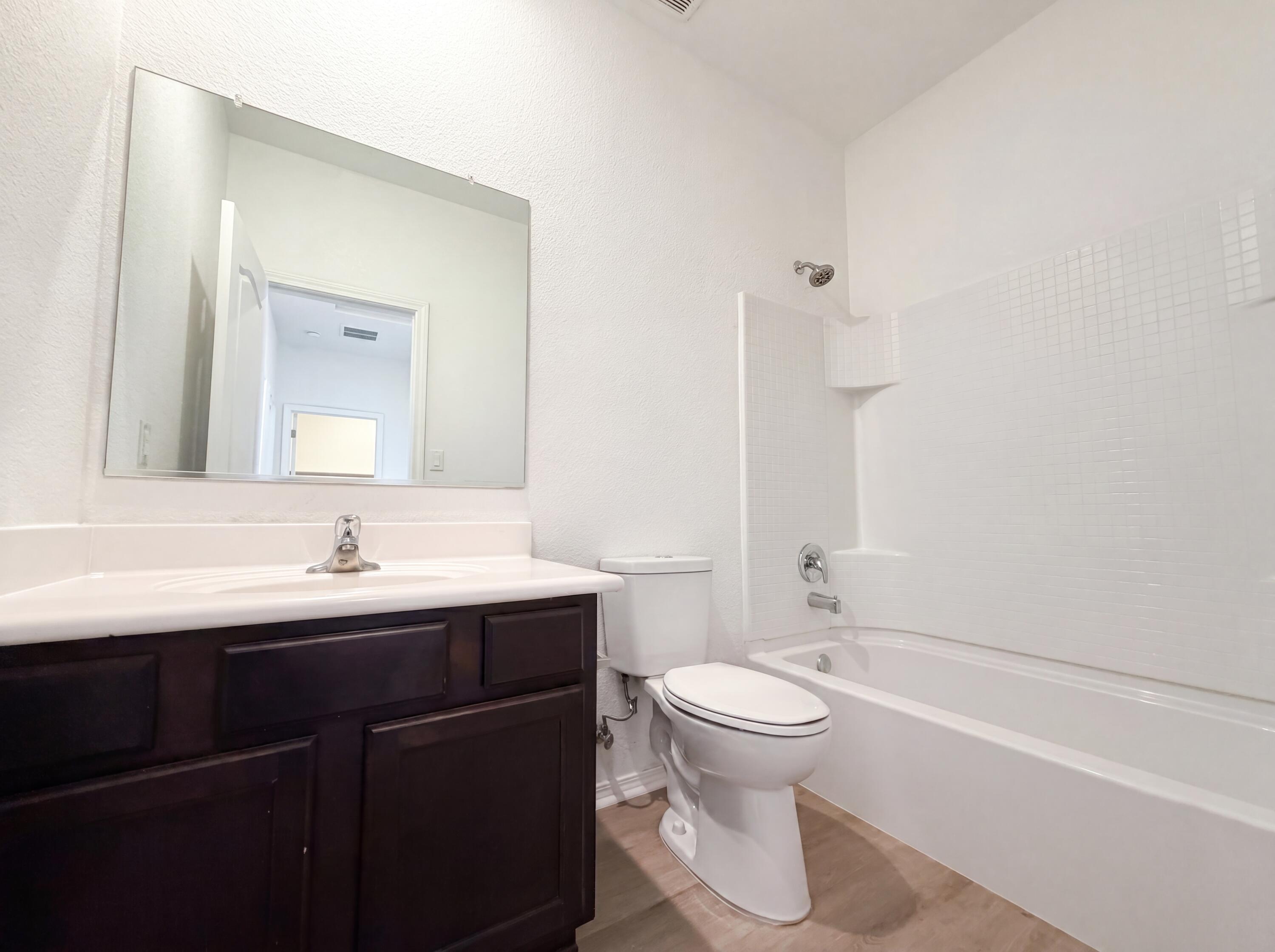 Photo 5 — 3504 Wild Horse Road NE