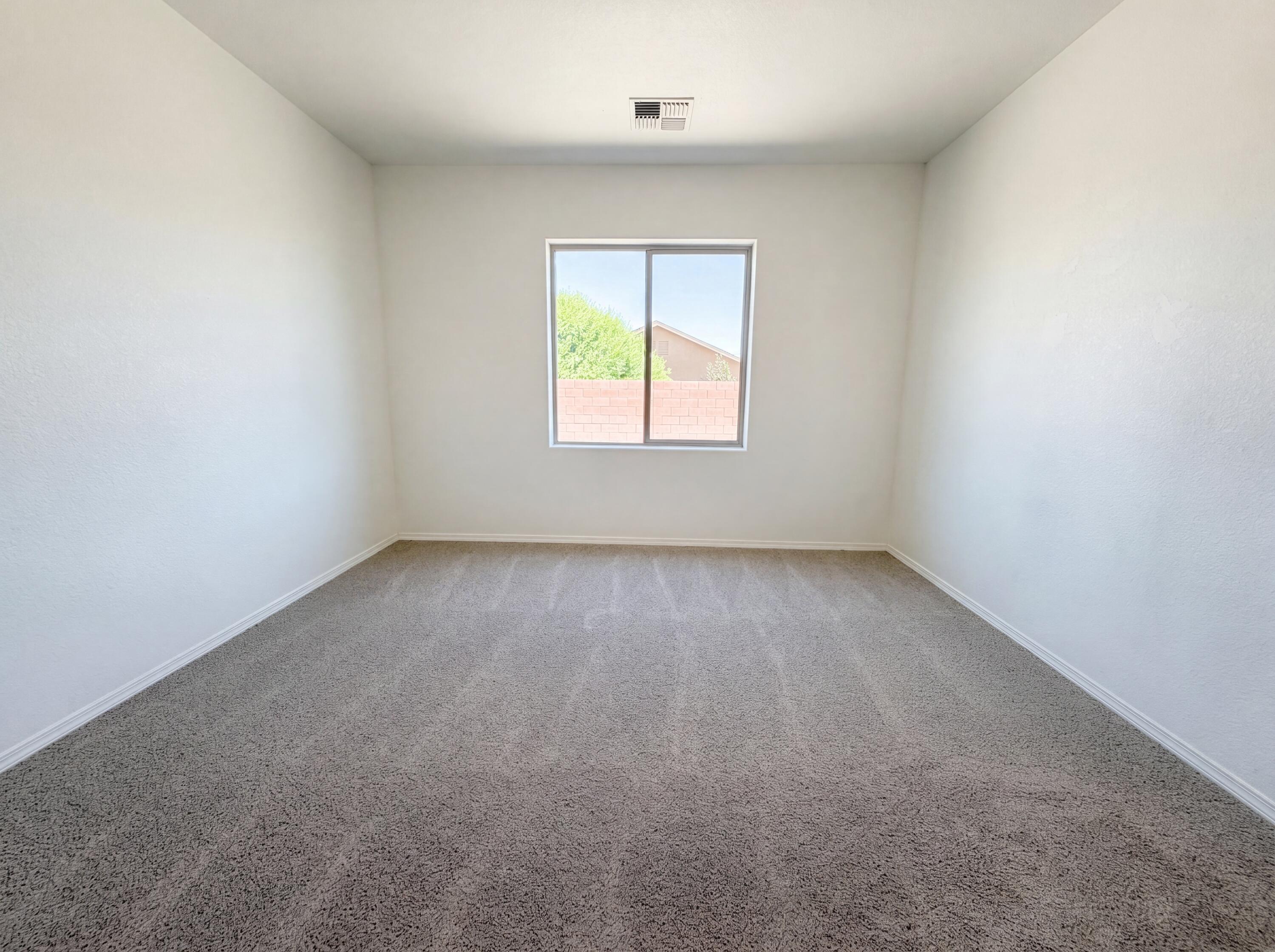 Photo 14 — 3504 Wild Horse Road NE