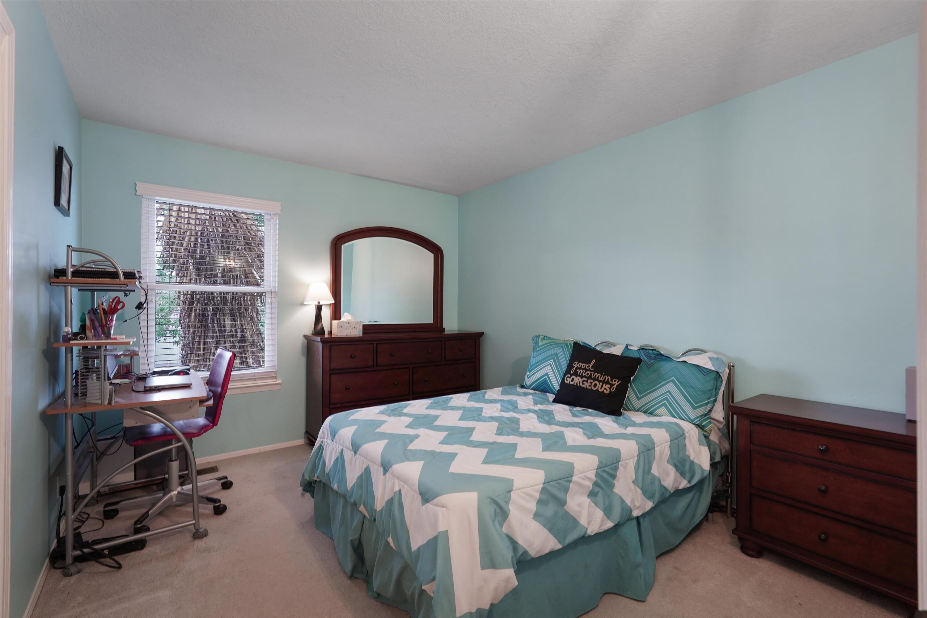 Photo 18 — 4540 Palmyra Avenue NW