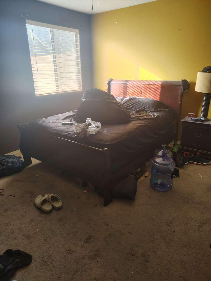 Photo 15 — 259 Pearl Drive NE