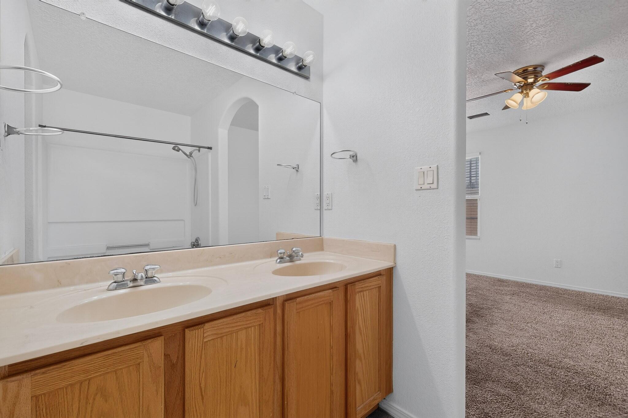 Photo 14 — 2035 Cielo Oeste Place NW