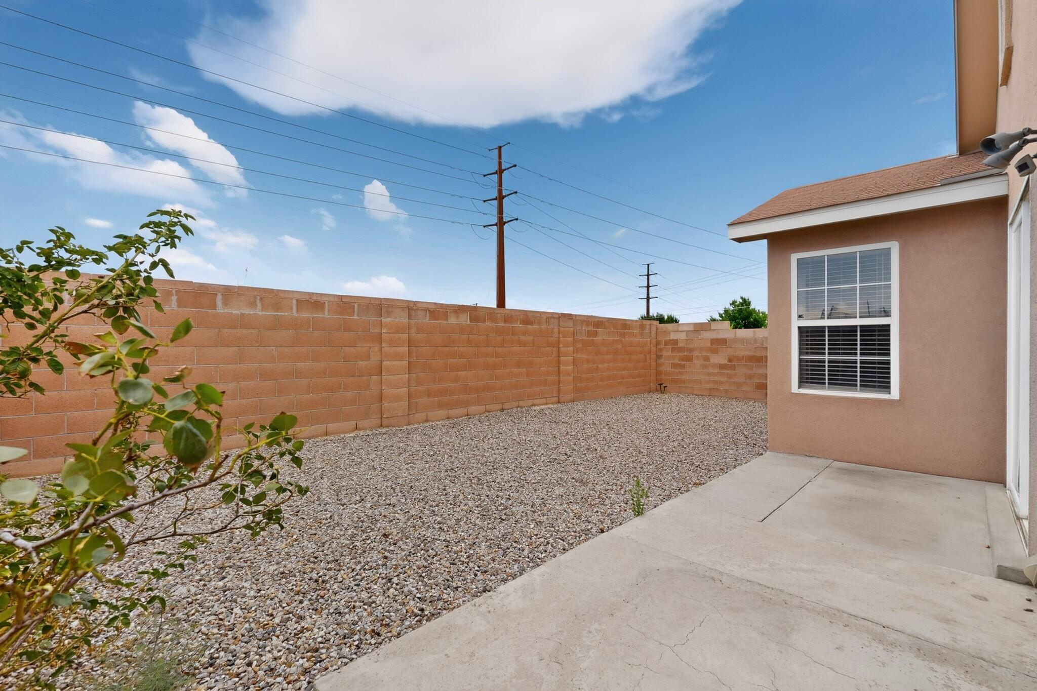 Photo 6 — 2035 Cielo Oeste Place NW