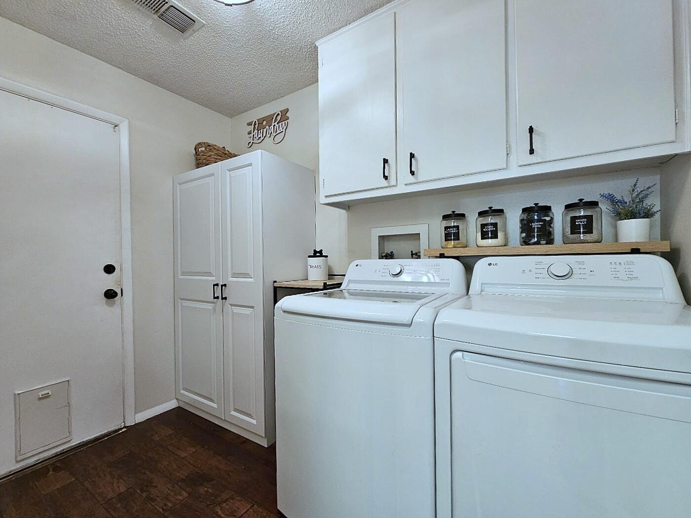 Photo 12 — 11609 Lexington Avenue NE