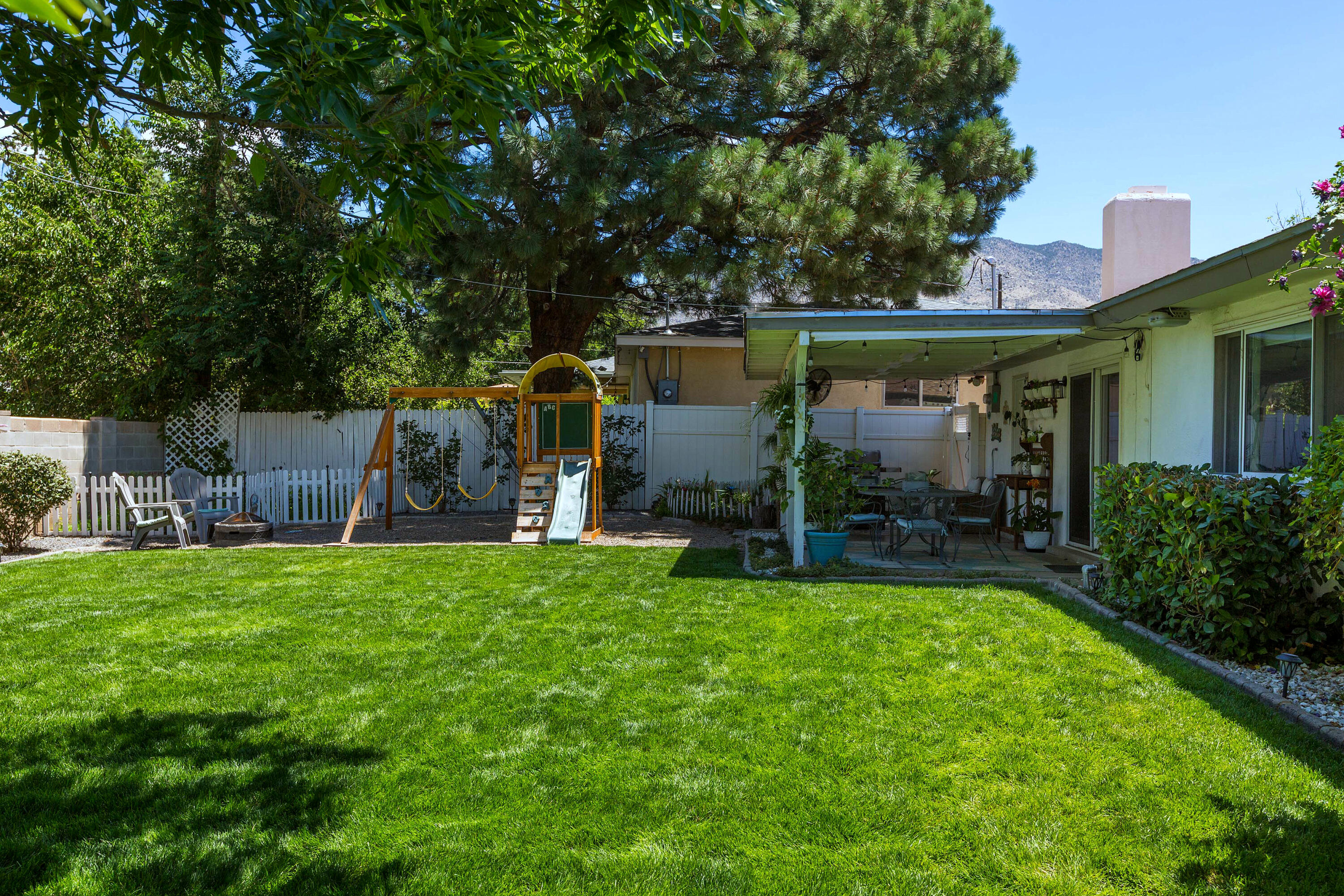 Photo 11 — 11609 Lexington Avenue NE