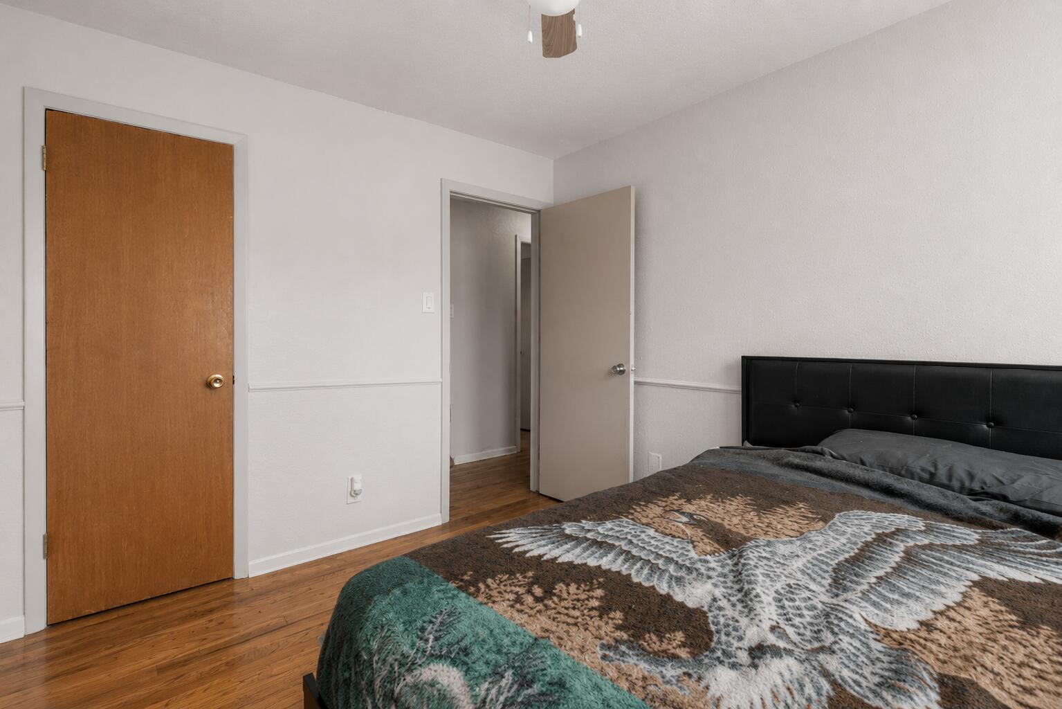 Photo 11 — 2827 Dorothy Street NE