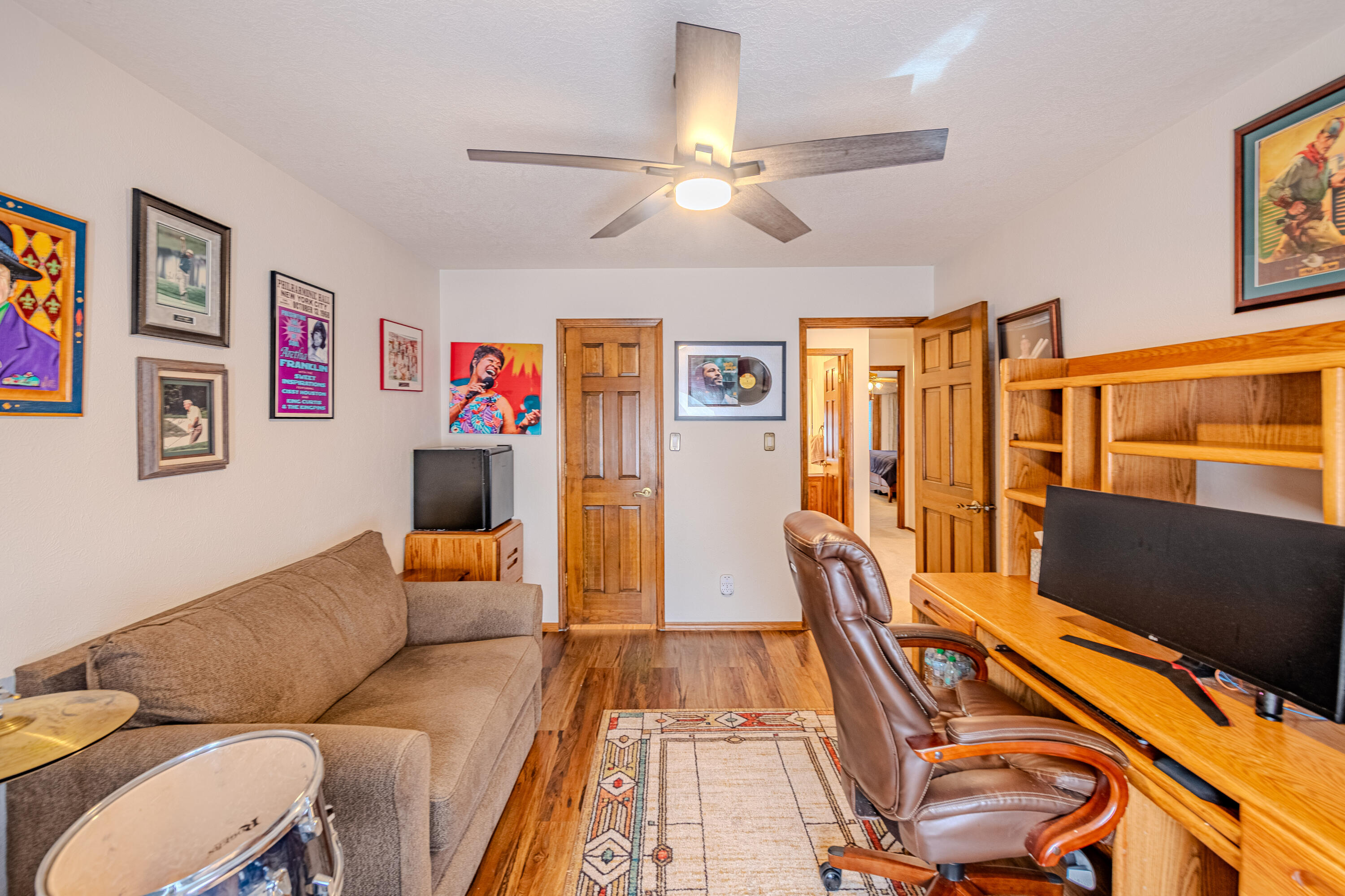 Photo 19 — 5709 Royal Oak Drive NE