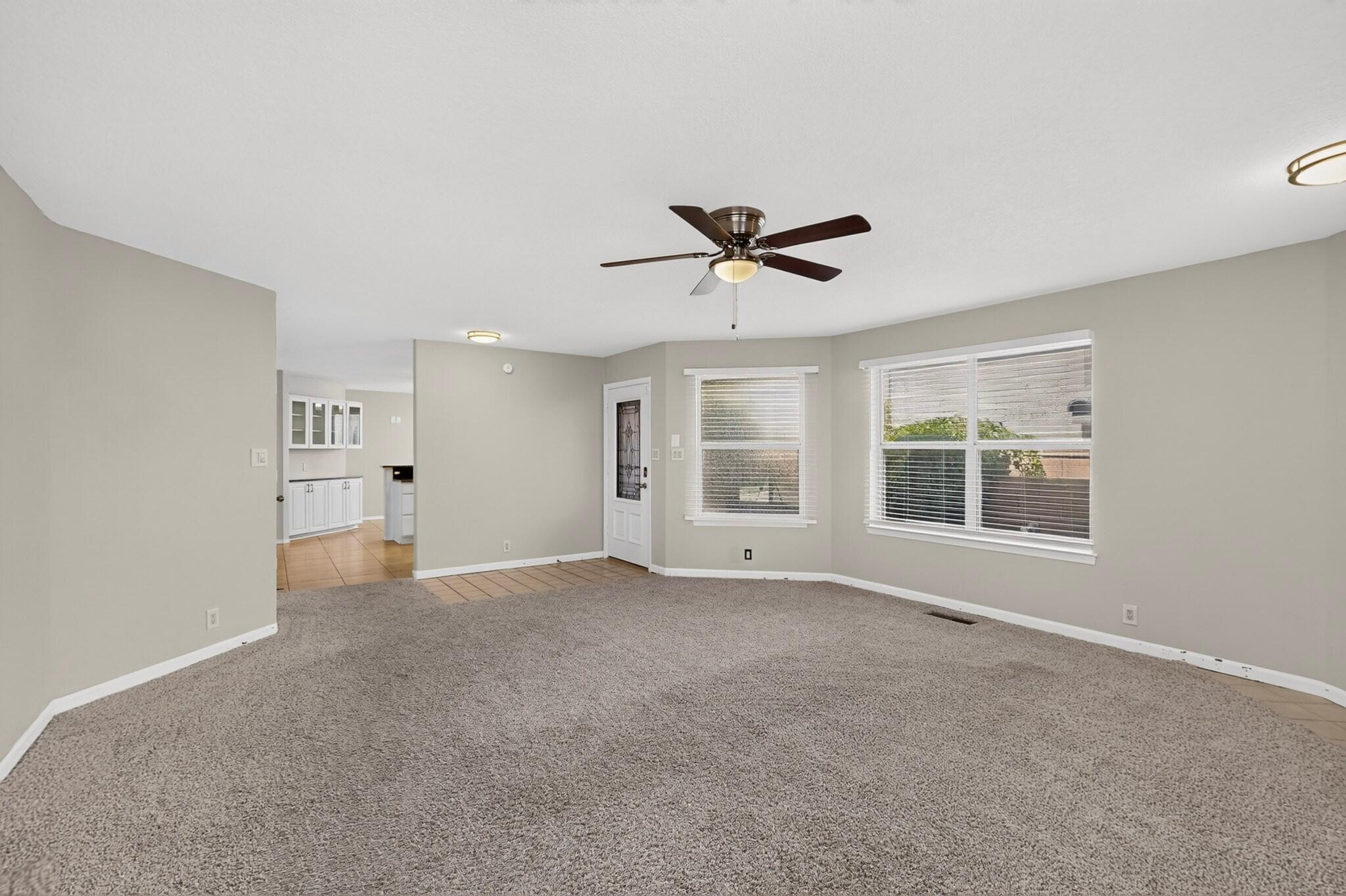 Photo 2 — 7715 WILLIAM MOYERS Avenue NE