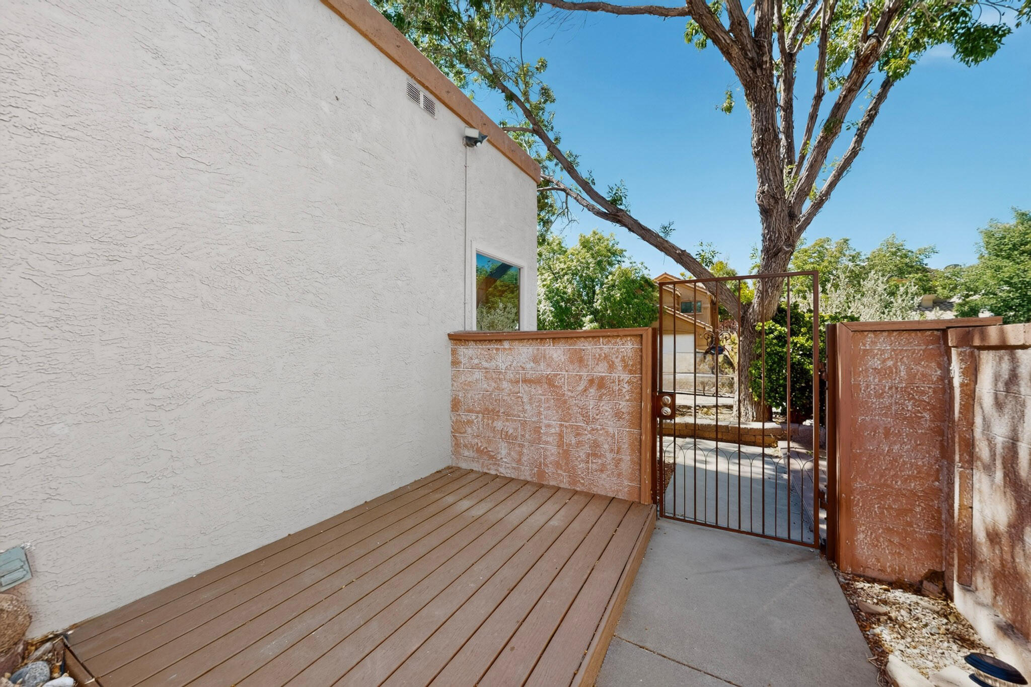 Photo 7 — 7715 WILLIAM MOYERS Avenue NE